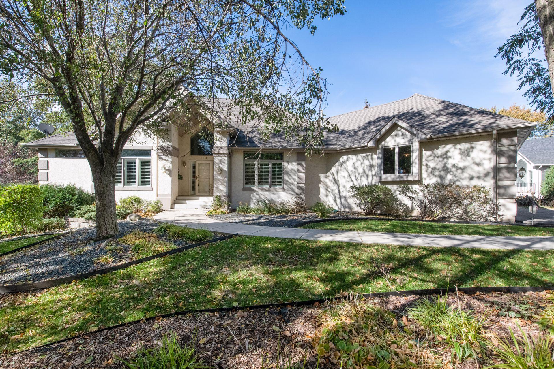View of Residential at 1610 Linner Road, Wayzata MN 55391, Wayzata - Mike Wilen | Minnesota Team Real Estate