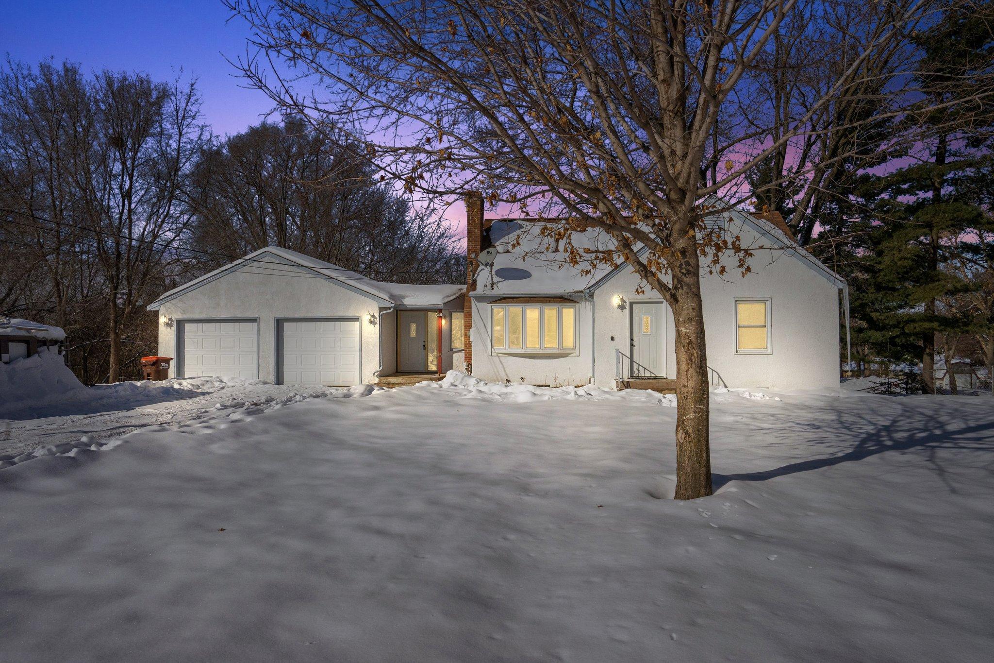 View of Residential at 2695 Stillwater Road, Maplewood MN 55119, Maplewood - Mike Wilen | Minnesota Team Real Estate
