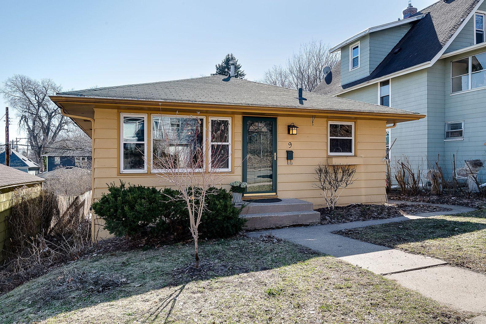 View of Residential at 9 Russell Avenue, Minneapolis MN 55405, Minneapolis - Mike Wilen | Minnesota Team Real Estate