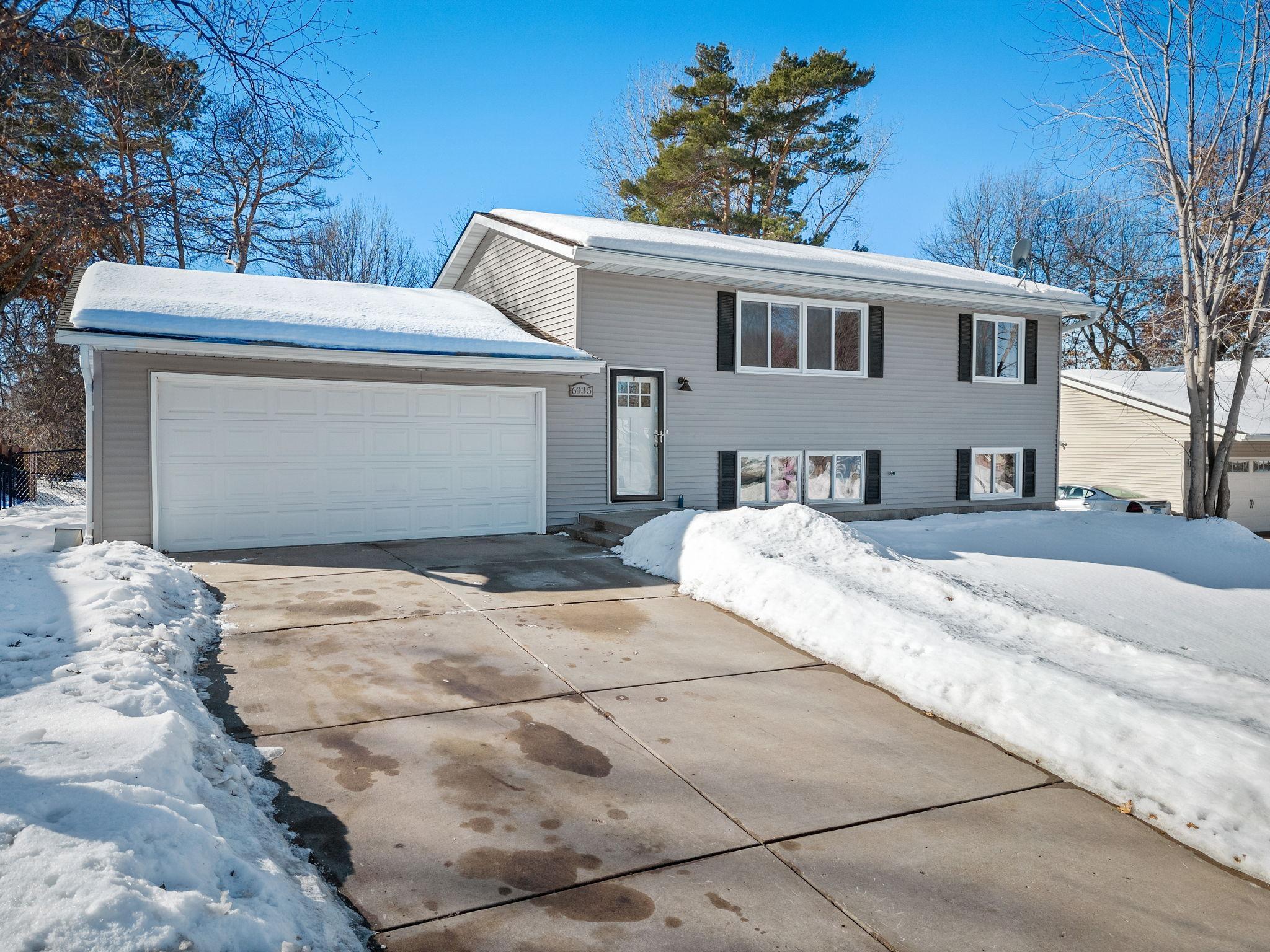 View of Residential at 6935 Calgary Road, Woodbury MN 55125, Woodbury - Mike Wilen | Minnesota Team Real Estate