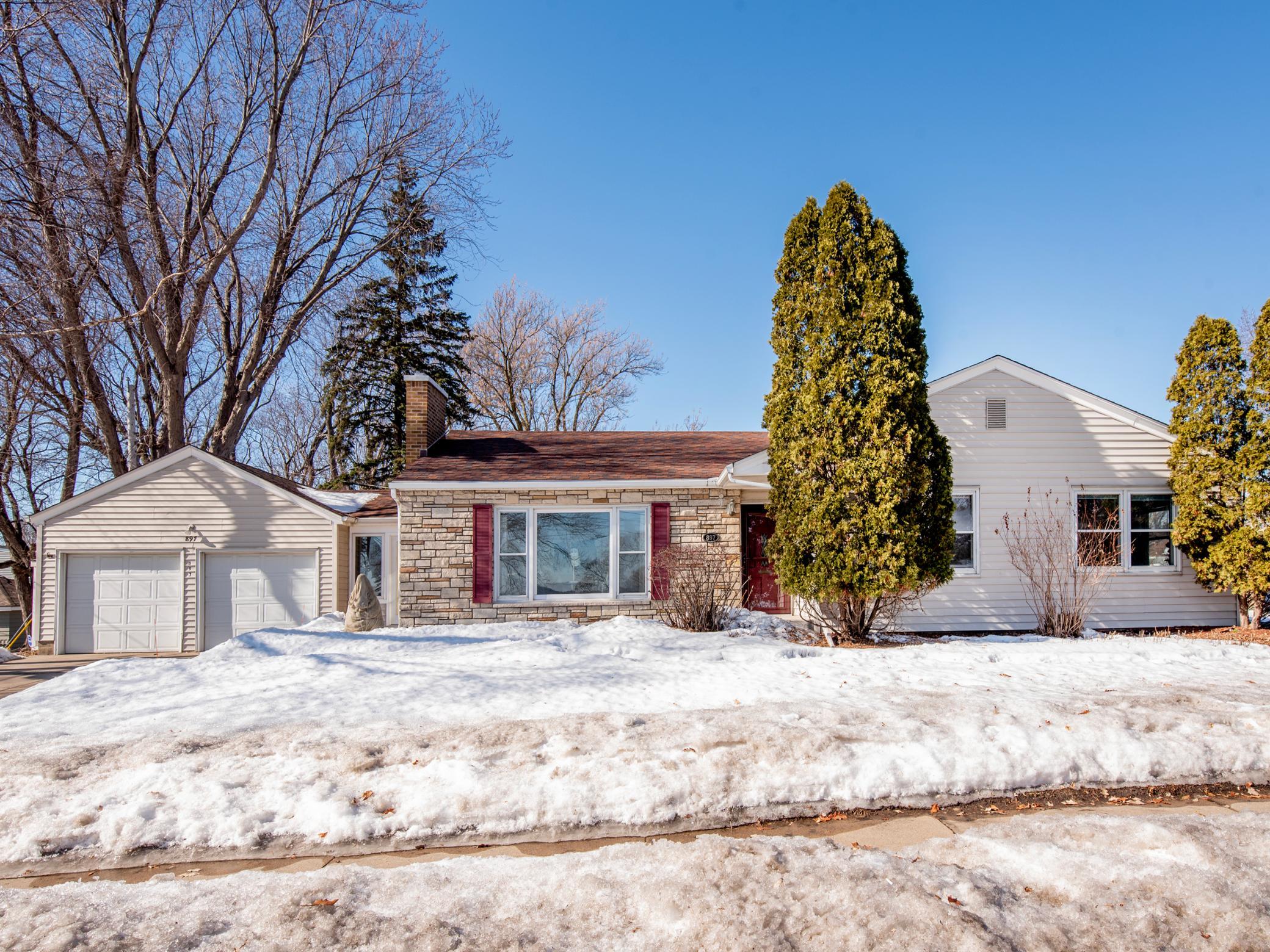 View of Residential at 897 Snelling Avenue, Saint Paul MN 55116, Saint Paul - Mike Wilen | Minnesota Team Real Estate