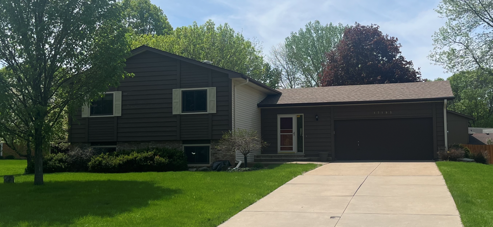 View of Residential at 17195 Round Lake Road, Eden Prairie MN 55346, Eden Prairie - Mike Wilen | Minnesota Team Real Estate