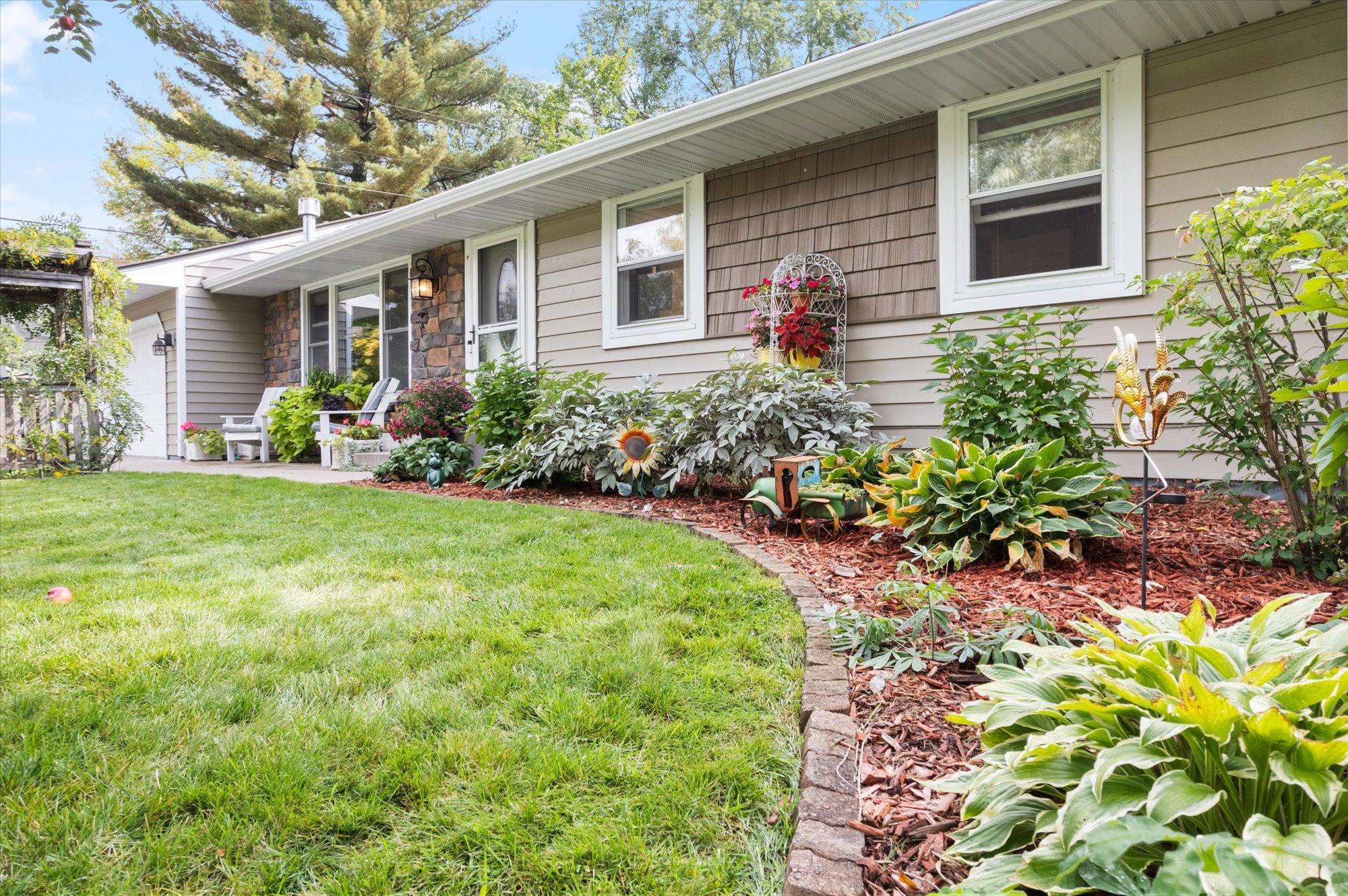 View of Residential at 2294 Spruce Place, White Bear Lake MN 55110, White Bear Lake - Mike Wilen | Minnesota Team Real Estate