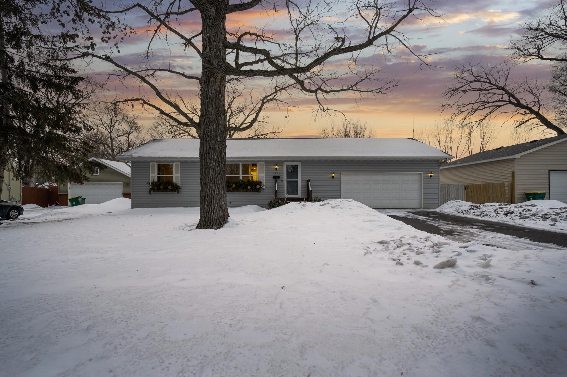 View of Residential at 5827 Camden Avenue, Brooklyn Center MN 55430, Brooklyn Center - Mike Wilen | Minnesota Team Real Estate