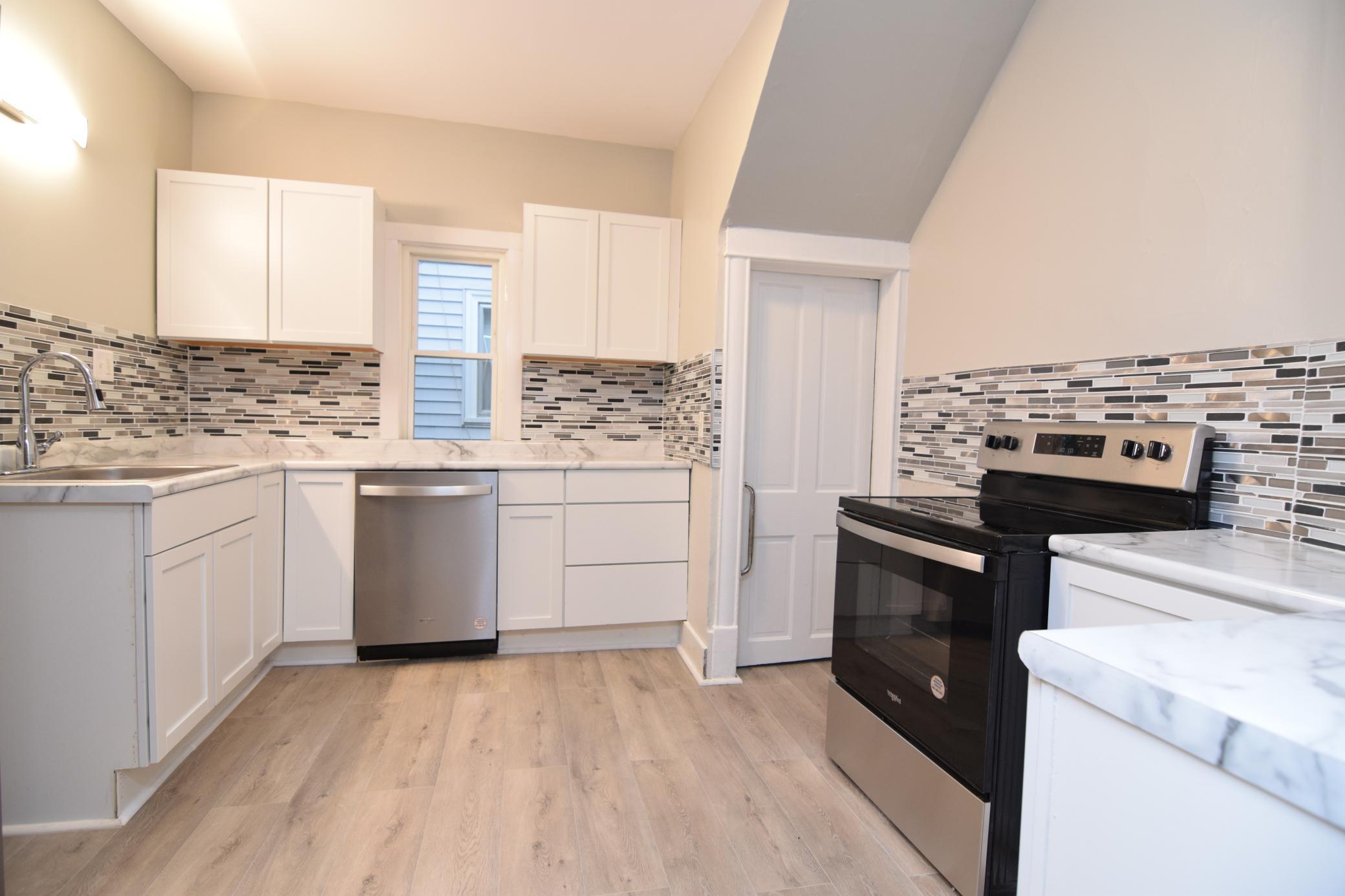 View of Residential at 2955 Sheridan Avenue, Minneapolis MN 55411, Minneapolis - Mike Wilen | Minnesota Team Real Estate