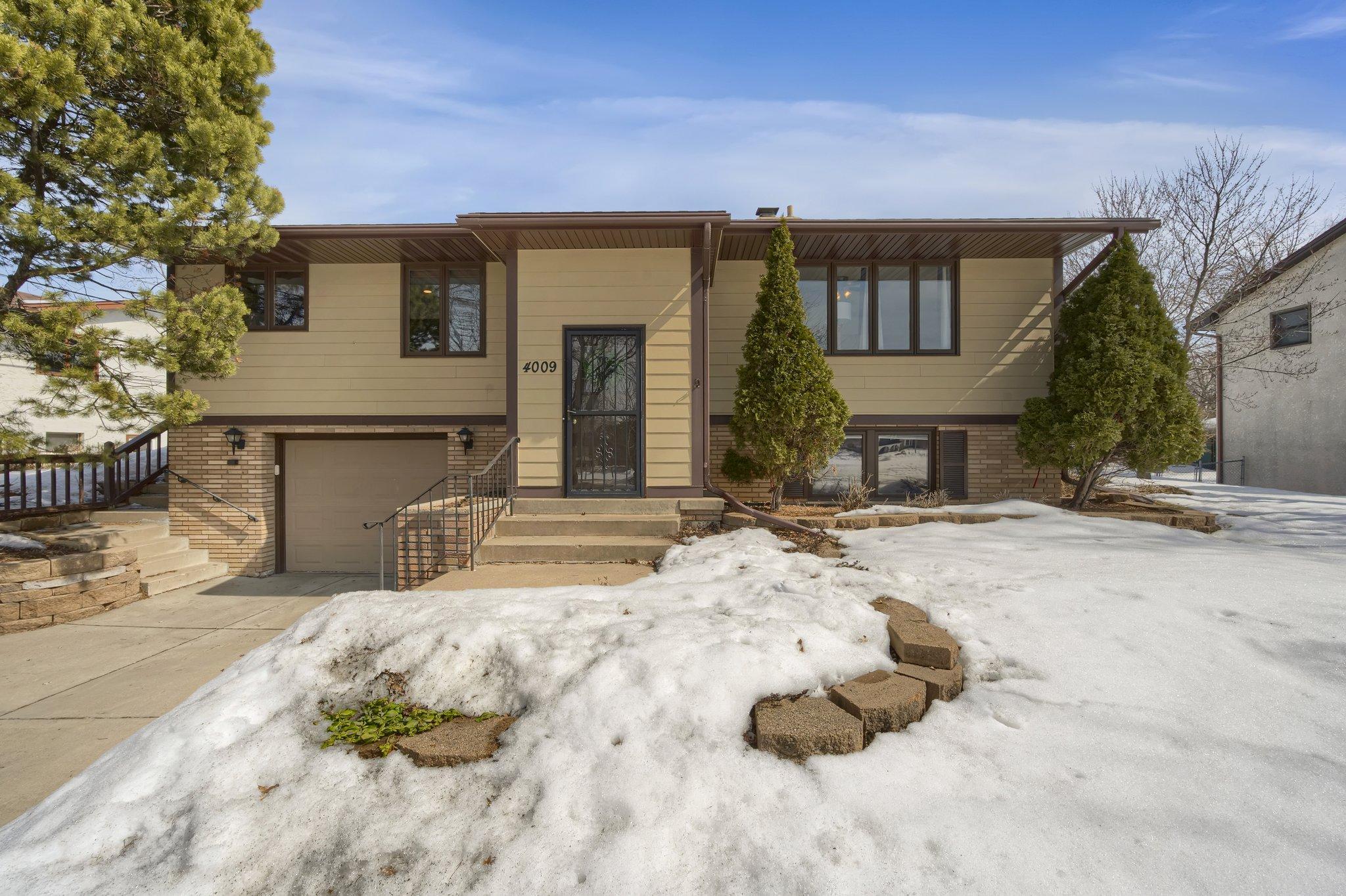 View of Residential at 4009 Shamrock Drive, Saint Anthony MN 55421, Saint Anthony - Mike Wilen | Minnesota Team Real Estate