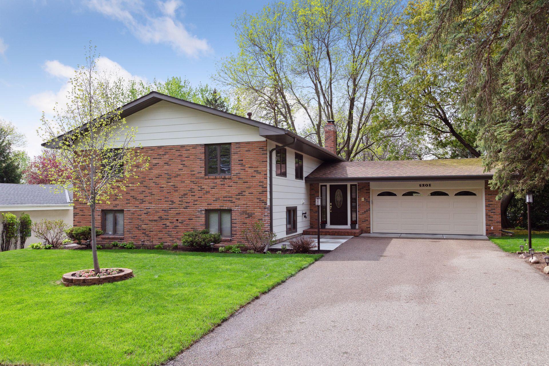 View of Residential at 5201 Heritage Hills Drive, Bloomington MN 55437, Bloomington - Mike Wilen | Minnesota Team Real Estate