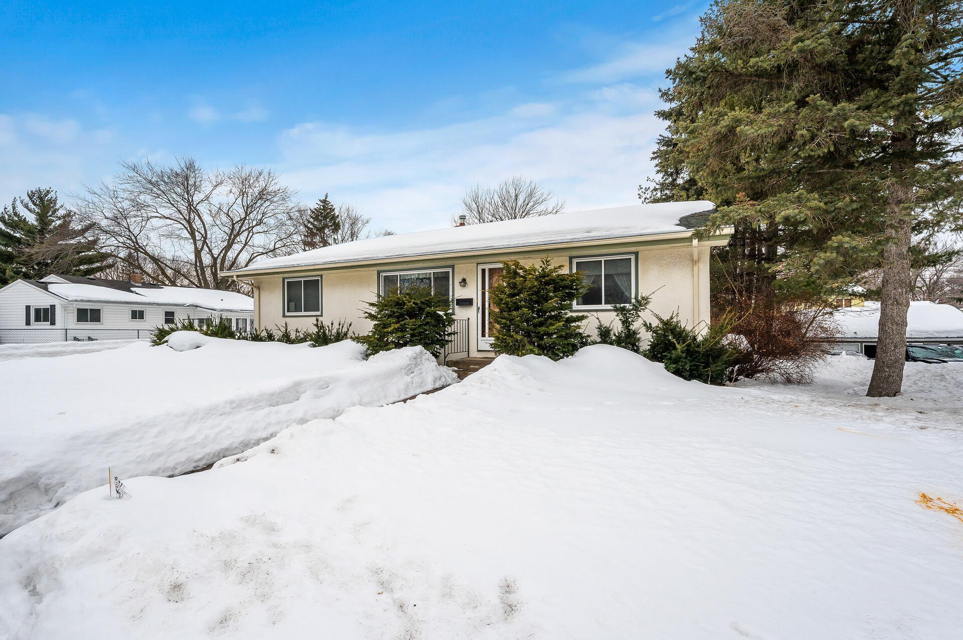 View of Residential Income at 1223/1225 Charlton Street, West Saint Paul MN 55118, West Saint Paul - Mike Wilen | Minnesota Team Real Estate