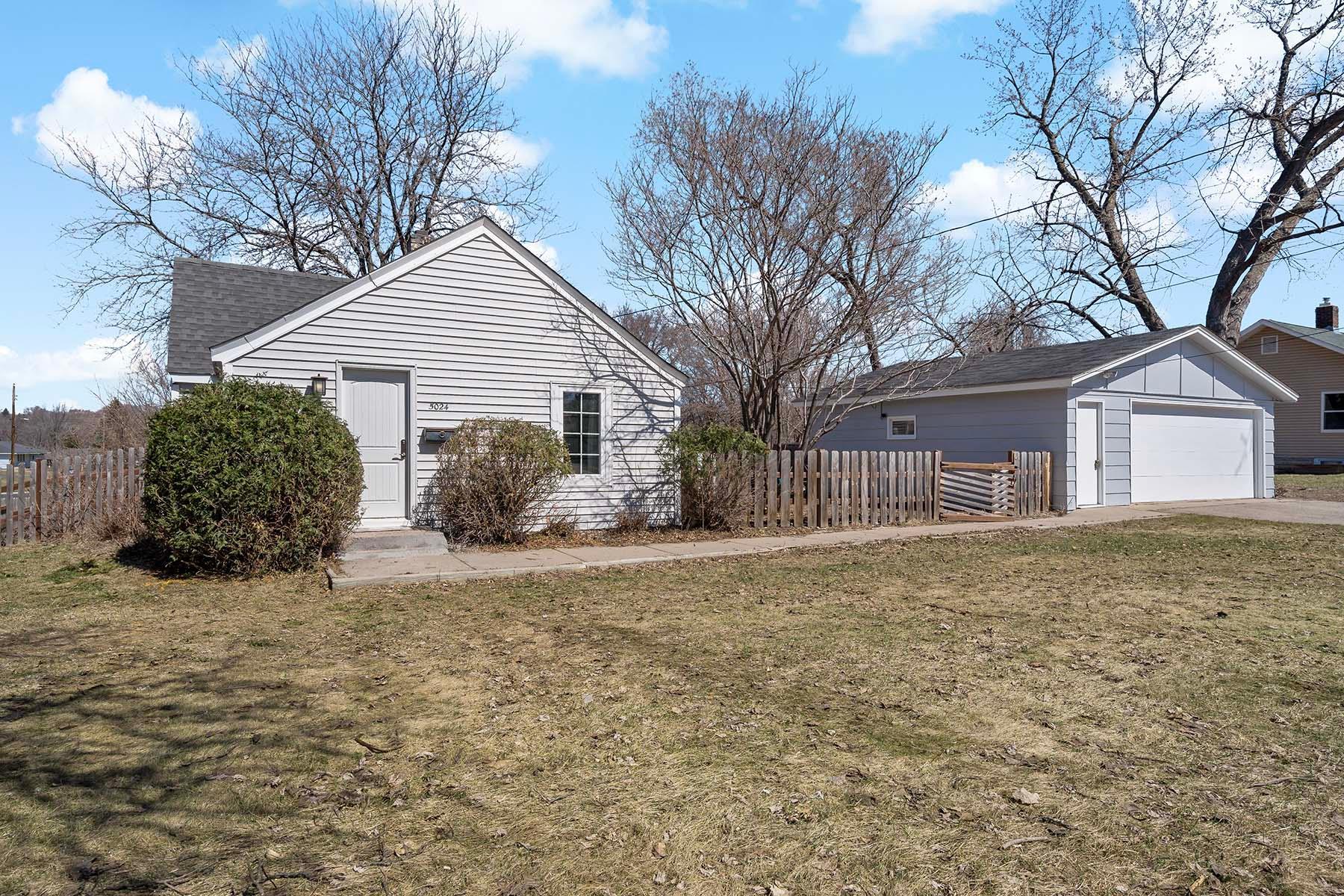 View of Residential at 5024 110th Street, Bloomington MN 55437, Bloomington - Mike Wilen | Minnesota Team Real Estate