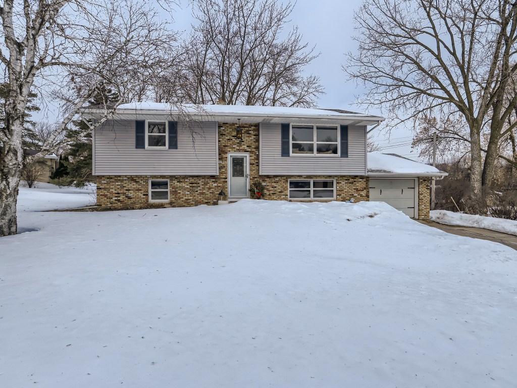 View of Residential at 2731 Saint Albans Street, Roseville MN 55113, Roseville - Mike Wilen | Minnesota Team Real Estate