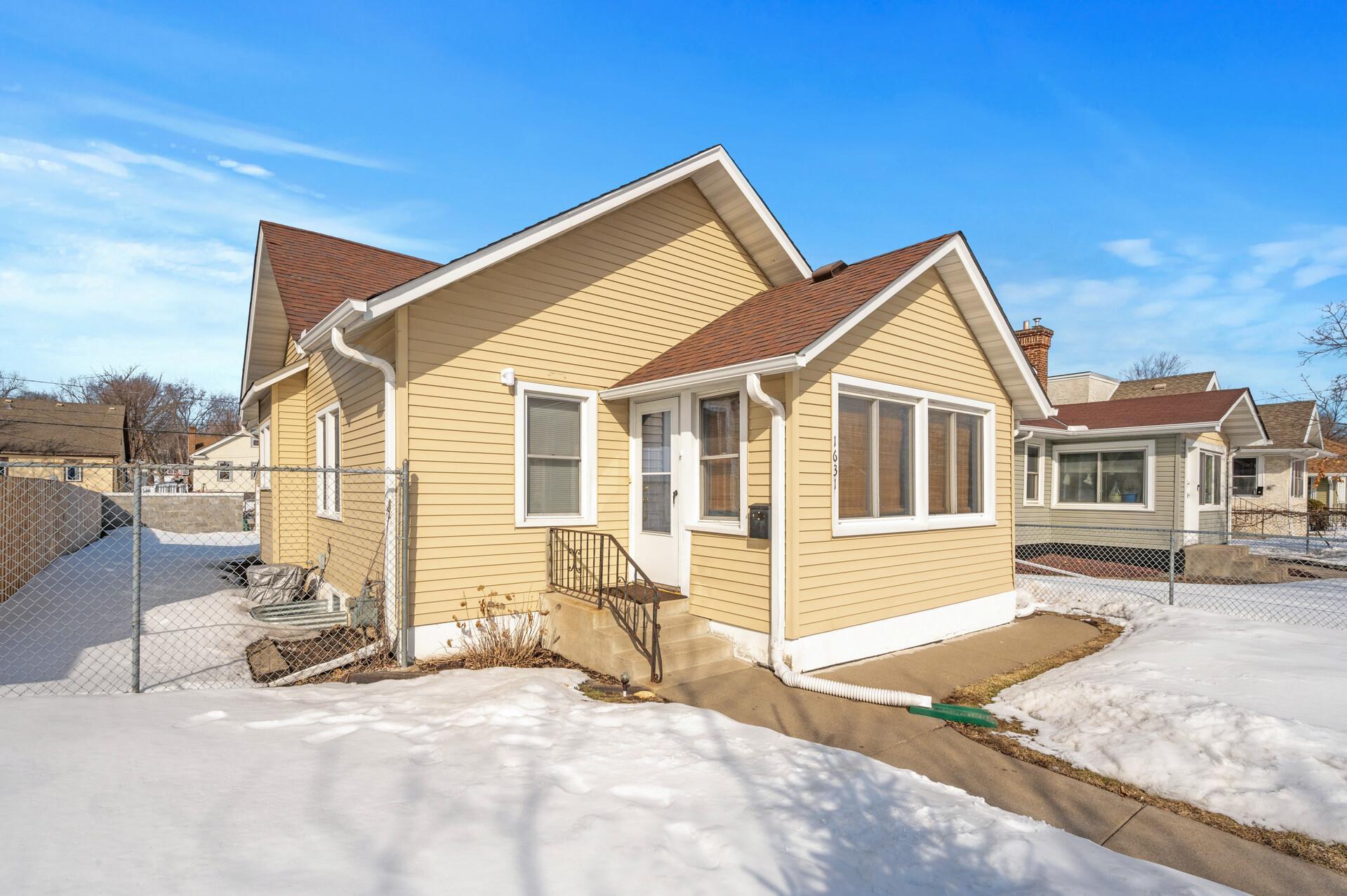 View of Residential at 1631 Thomas Avenue, Minneapolis MN 55411, Minneapolis - Mike Wilen | Minnesota Team Real Estate