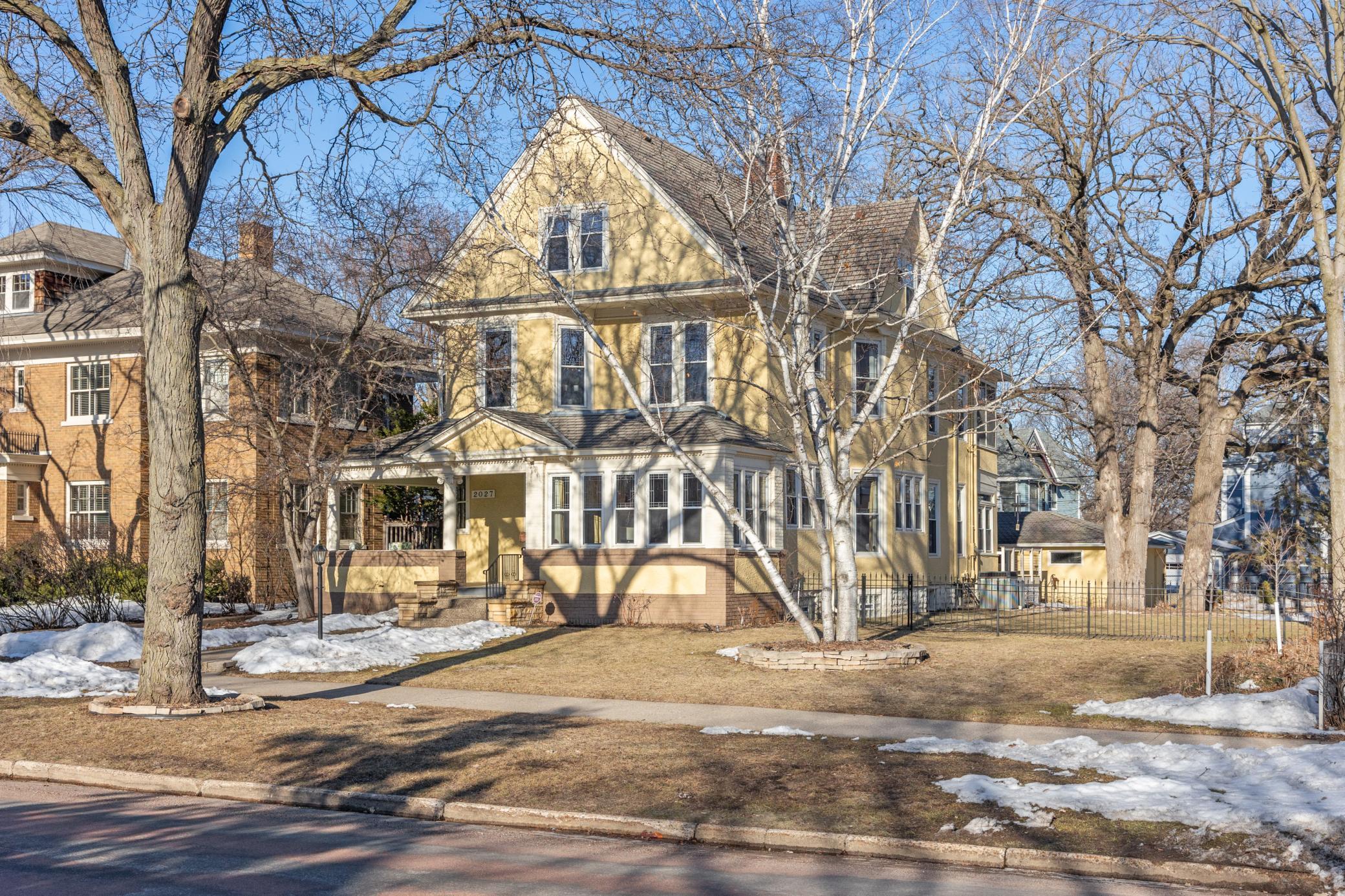 View of Residential at 2027 Kenwood Parkway, Minneapolis MN 55405, Minneapolis - Mike Wilen | Minnesota Team Real Estate