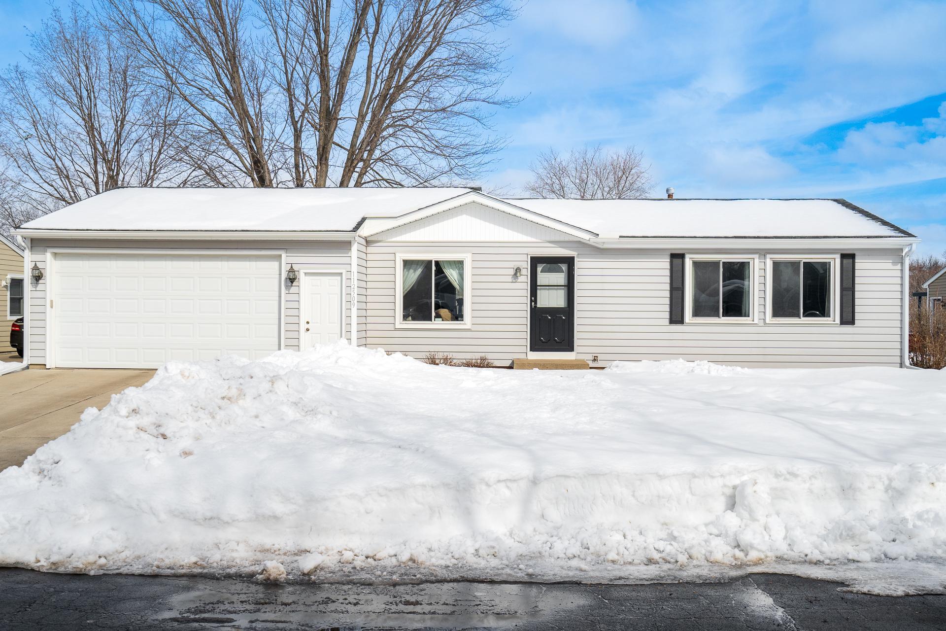View of Residential at 112509 Scott Lane, Chaska MN 55318, Chaska - Mike Wilen | Minnesota Team Real Estate