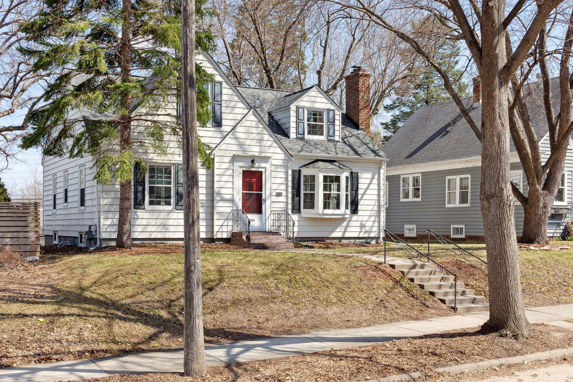 View of Residential at 3434 Xerxes Avenue, Minneapolis MN 55412, Minneapolis - Mike Wilen | Minnesota Team Real Estate