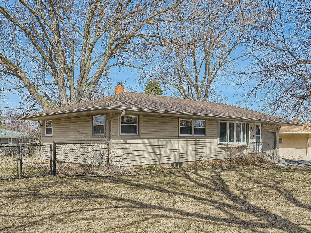 View of Residential at 2771 Galtier Street, Roseville MN 55113, Roseville - Mike Wilen | Minnesota Team Real Estate