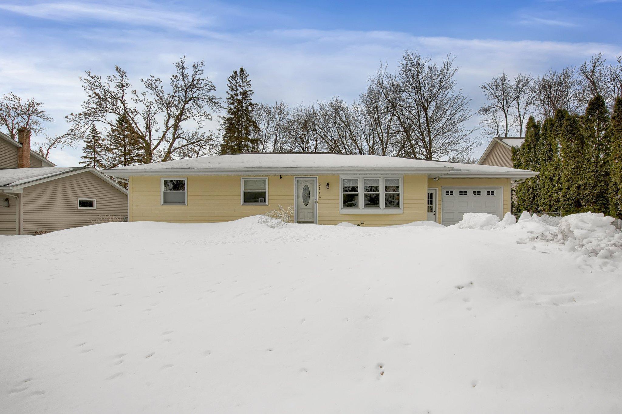 View of Residential at 2114 Mapleview Avenue, Maplewood MN 55109, Maplewood - Mike Wilen | Minnesota Team Real Estate