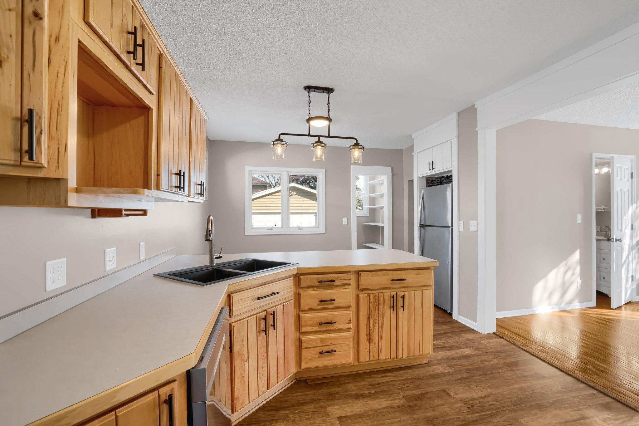 View of Residential at 433 Brainerd Avenue, Saint Paul MN 55130, Saint Paul - Mike Wilen | Minnesota Team Real Estate