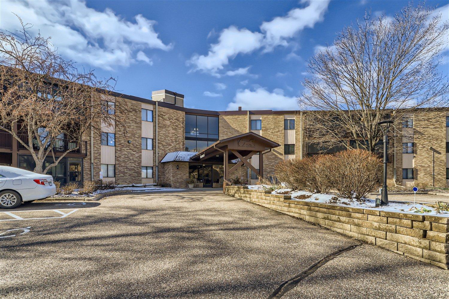 View of Residential at 2680 Oxford Street #129, Roseville MN 55113, Roseville - Mike Wilen | Minnesota Team Real Estate