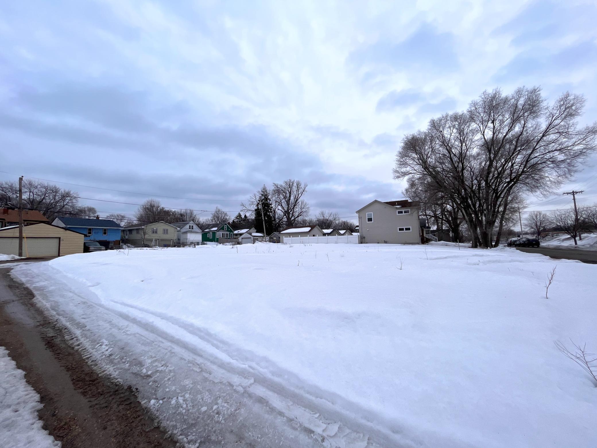 View of Land at 1054 Mackubin Street, Saint Paul MN 55117, Saint Paul - Mike Wilen | Minnesota Team Real Estate