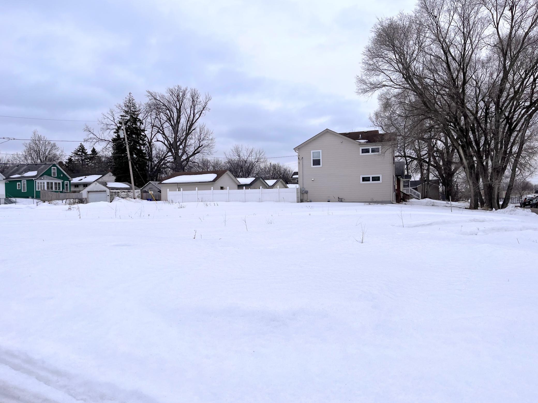 View of Land at 1040 Mackubin Street, Saint Paul MN 55117, Saint Paul - Mike Wilen | Minnesota Team Real Estate