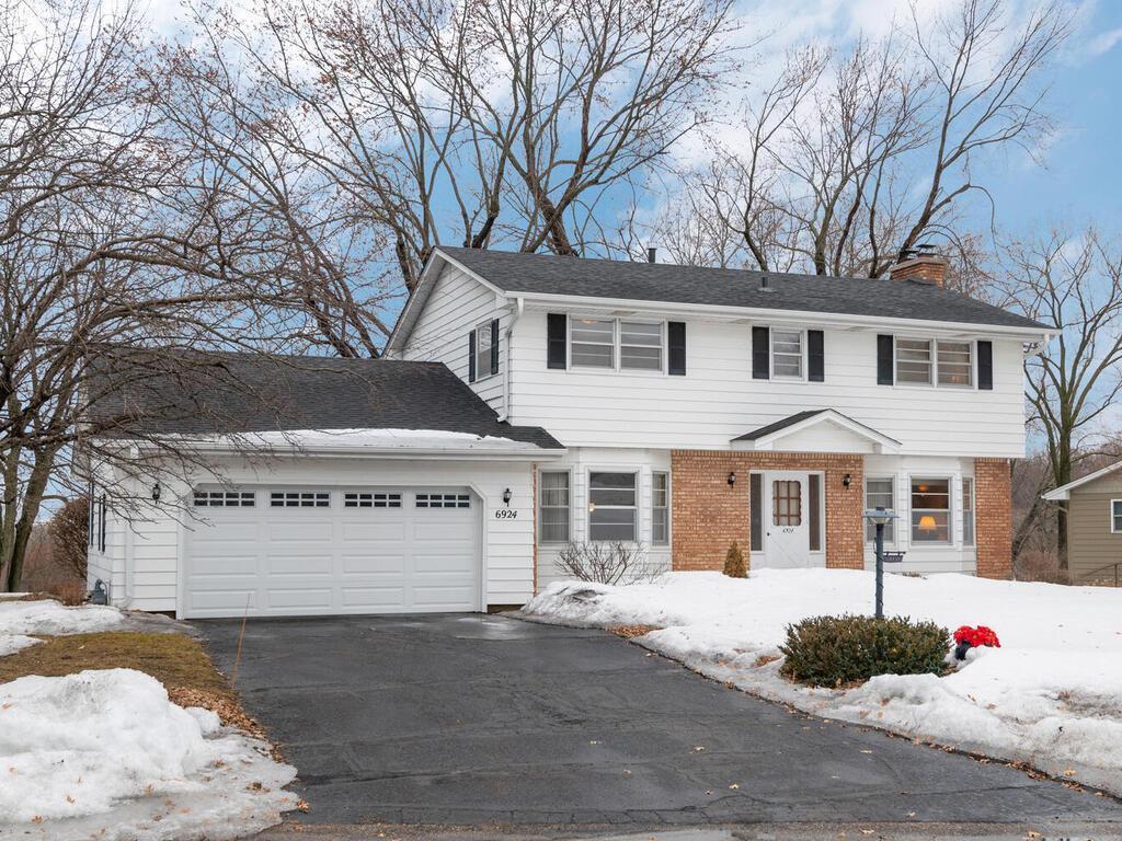 View of Residential at 6924 Rosemary Road, Eden Prairie MN 55346, Eden Prairie - Mike Wilen | Minnesota Team Real Estate