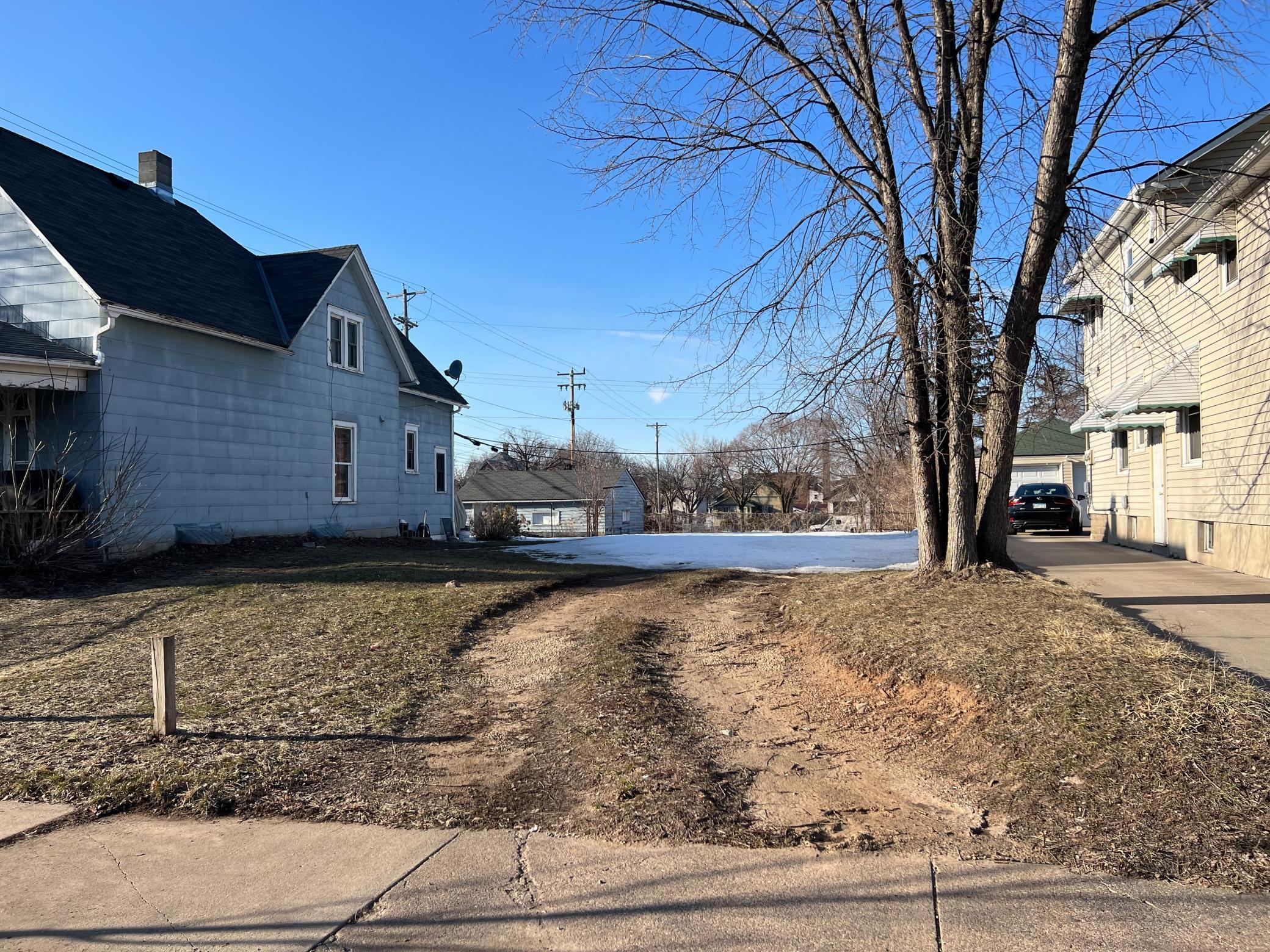 View of Land at 945 6th Street, Saint Paul MN 55106, Saint Paul - Mike Wilen | Minnesota Team Real Estate