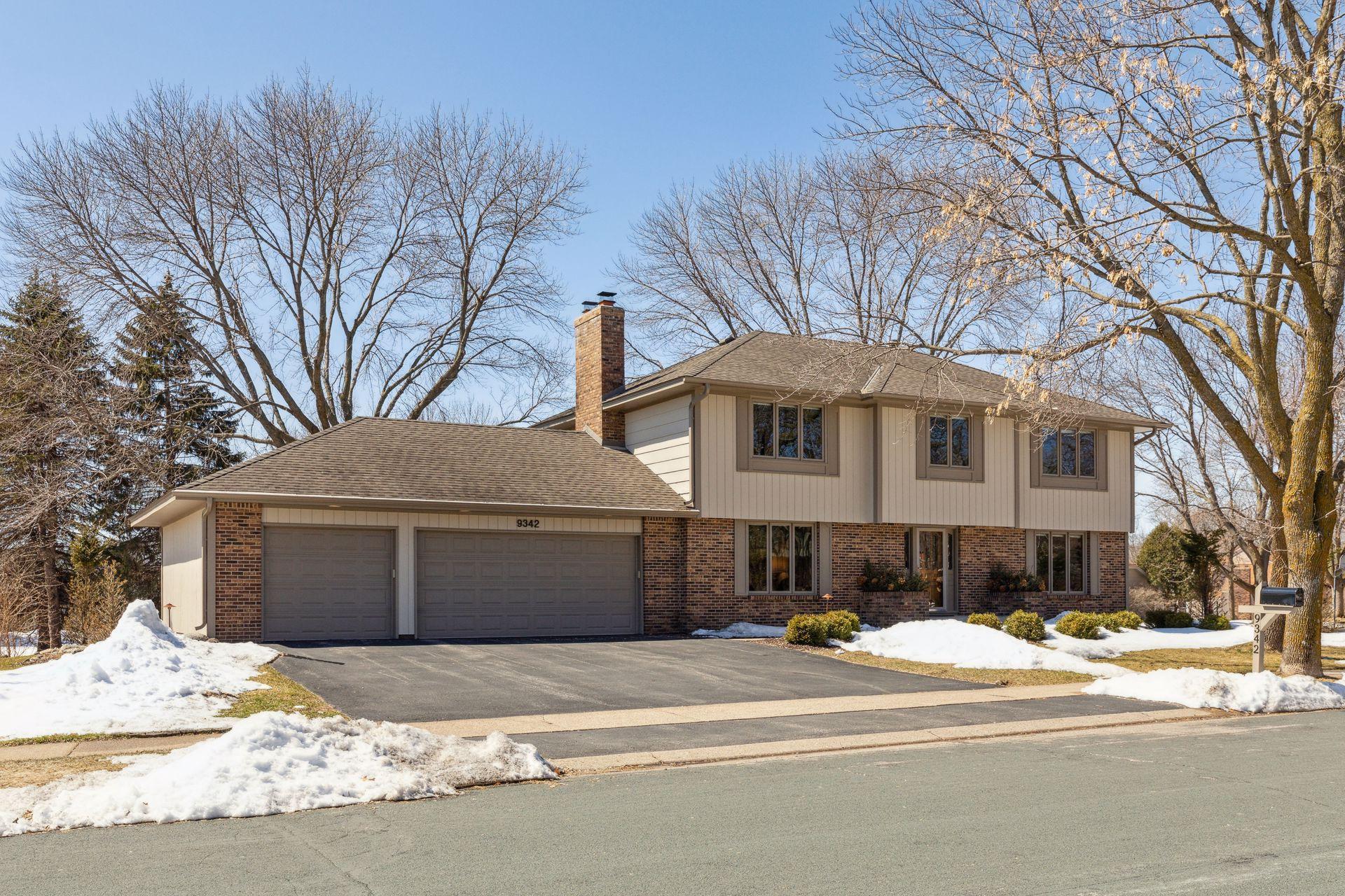 View of Residential at 9342 Hyland Creek Road, Bloomington MN 55437, Bloomington - Mike Wilen | Minnesota Team Real Estate