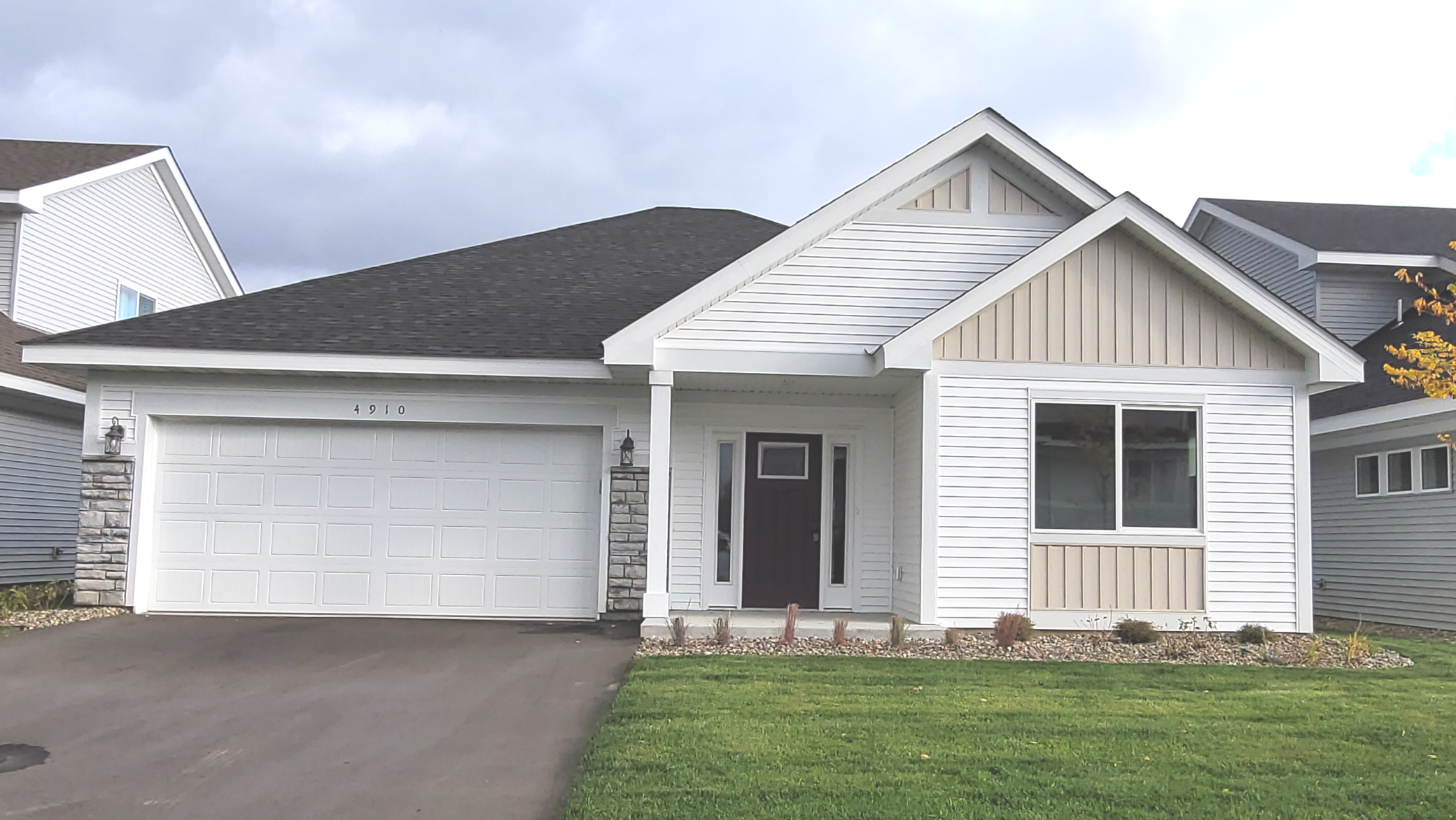 View of Residential at 4910 93rd Way, Brooklyn Park MN 55443, Brooklyn Park - Mike Wilen | Minnesota Team Real Estate