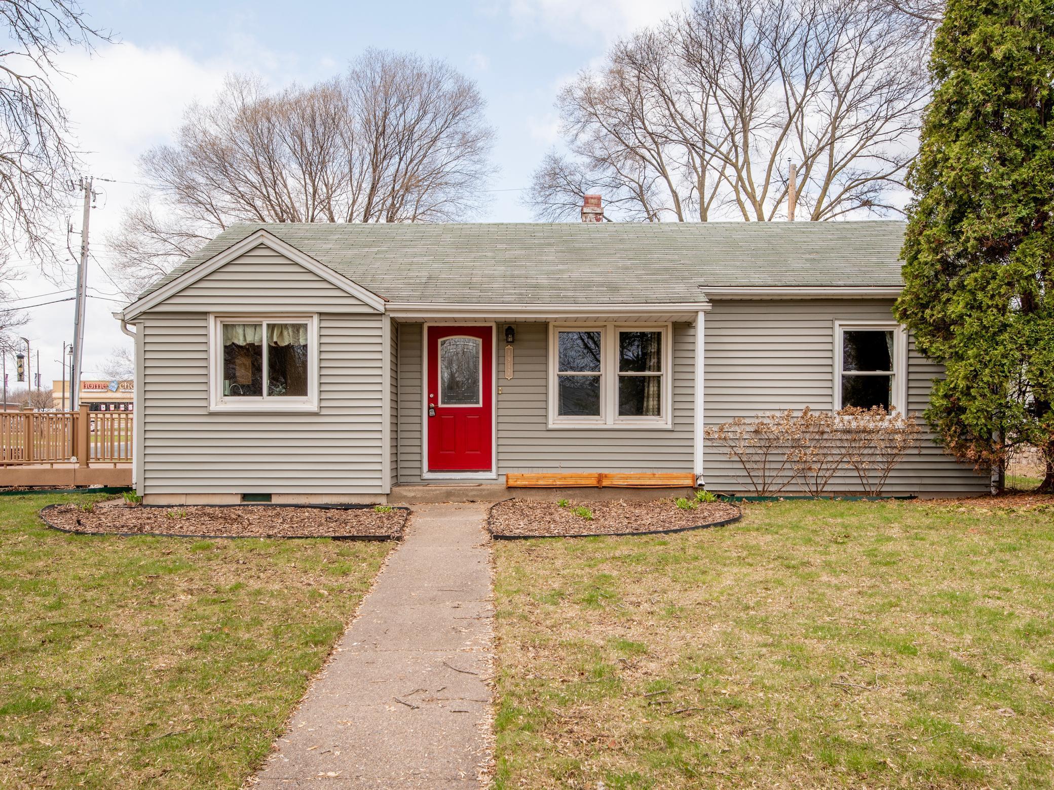 View of Residential at 1917 Kathleen Drive, West Saint Paul MN 55118, West Saint Paul - Mike Wilen | Minnesota Team Real Estate