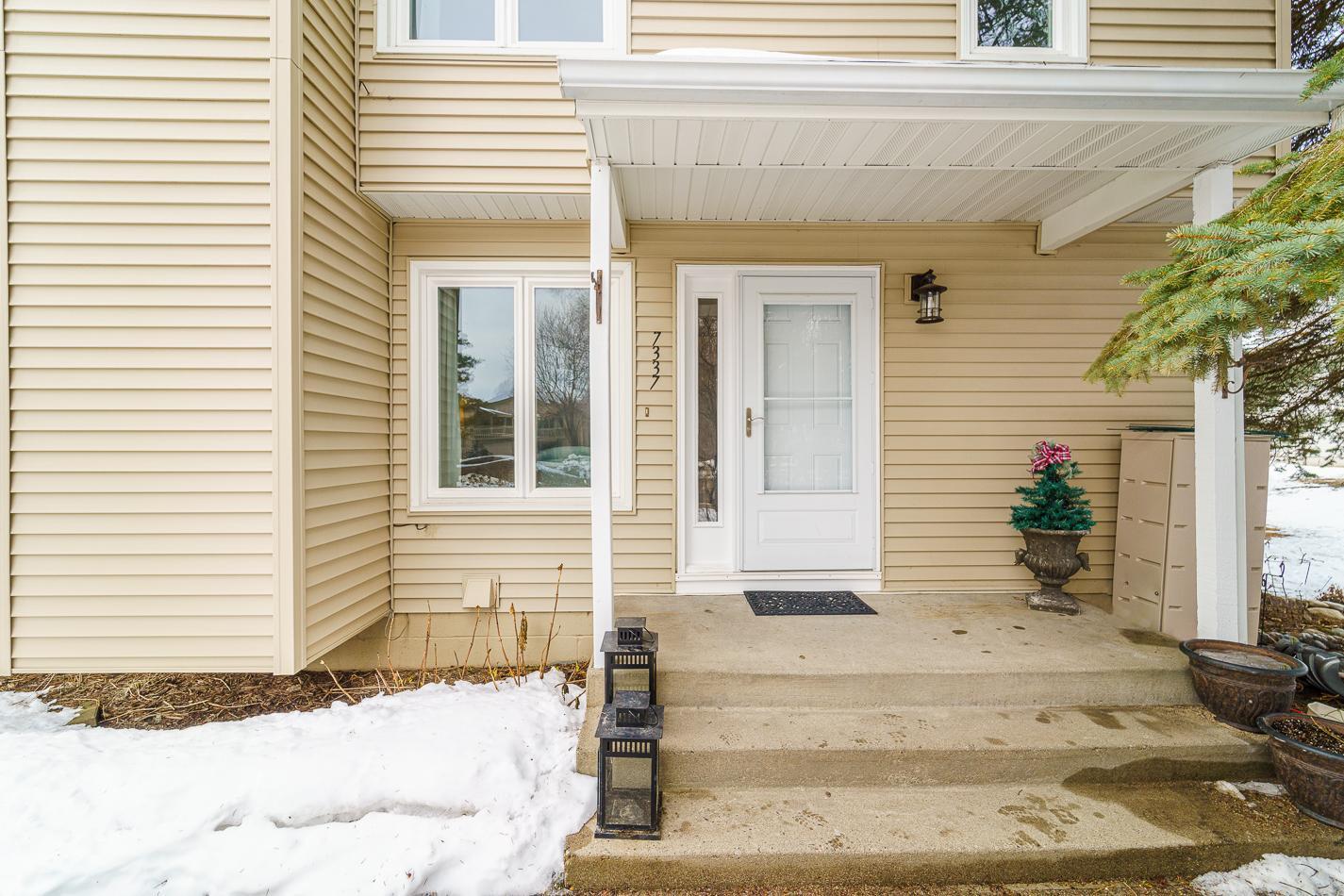 View of Residential at 7337 Woodstock Curve, Bloomington MN 55438, Bloomington - Mike Wilen | Minnesota Team Real Estate