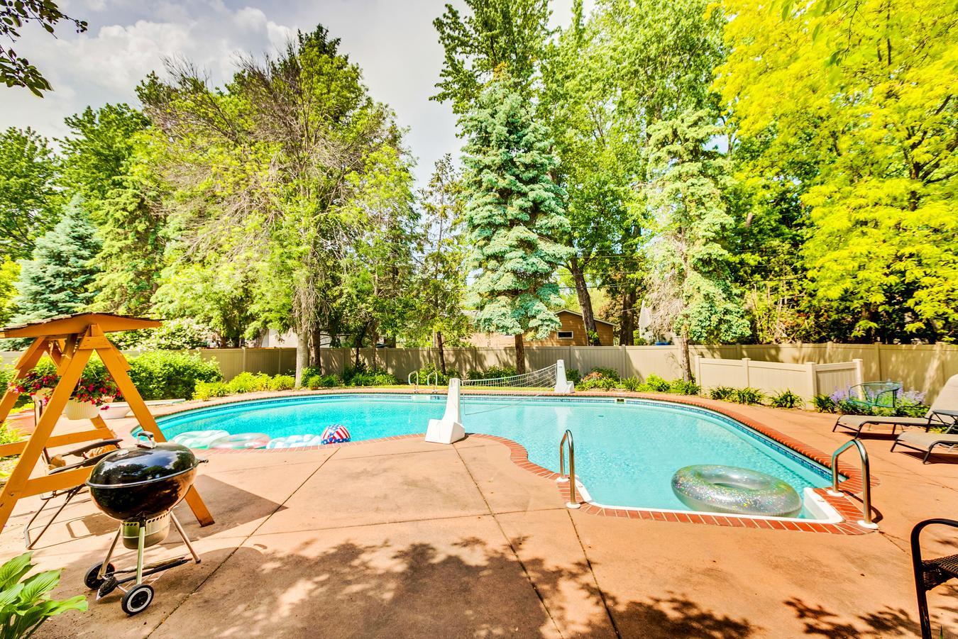View of Residential at 563 Elaine Avenue, Shoreview MN 55126, Shoreview - Mike Wilen | Minnesota Team Real Estate