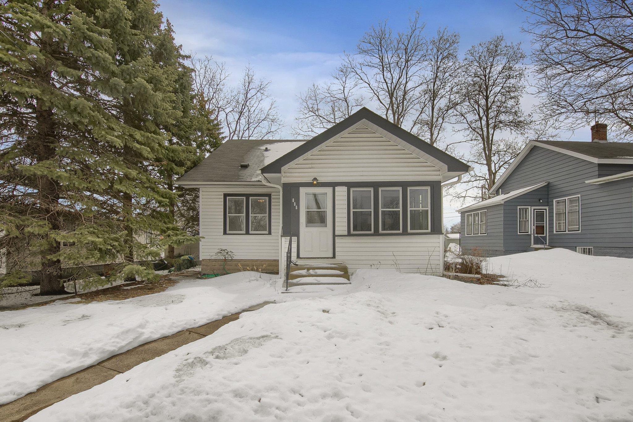 View of Residential at 888 Dodd Road, West Saint Paul MN 55118, West Saint Paul - Mike Wilen | Minnesota Team Real Estate
