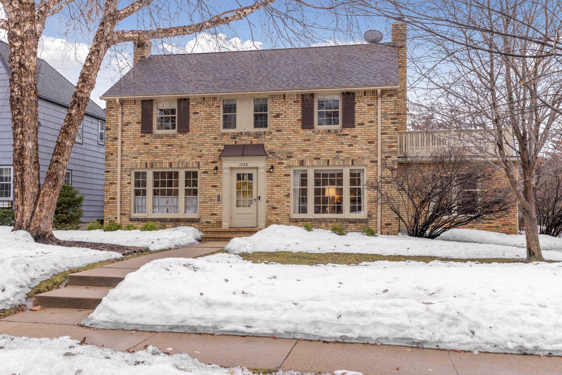 View of Residential at 1728 Highland Parkway, Saint Paul MN 55116, Saint Paul - Mike Wilen | Minnesota Team Real Estate