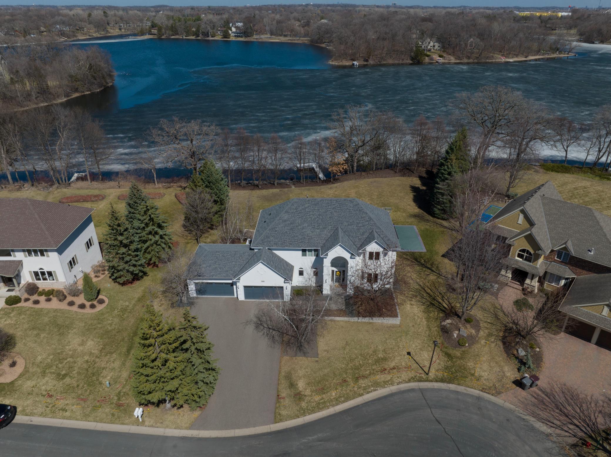 View of Residential at 17562 Belfast Cove, Eden Prairie MN 55347, Eden Prairie - Mike Wilen | Minnesota Team Real Estate