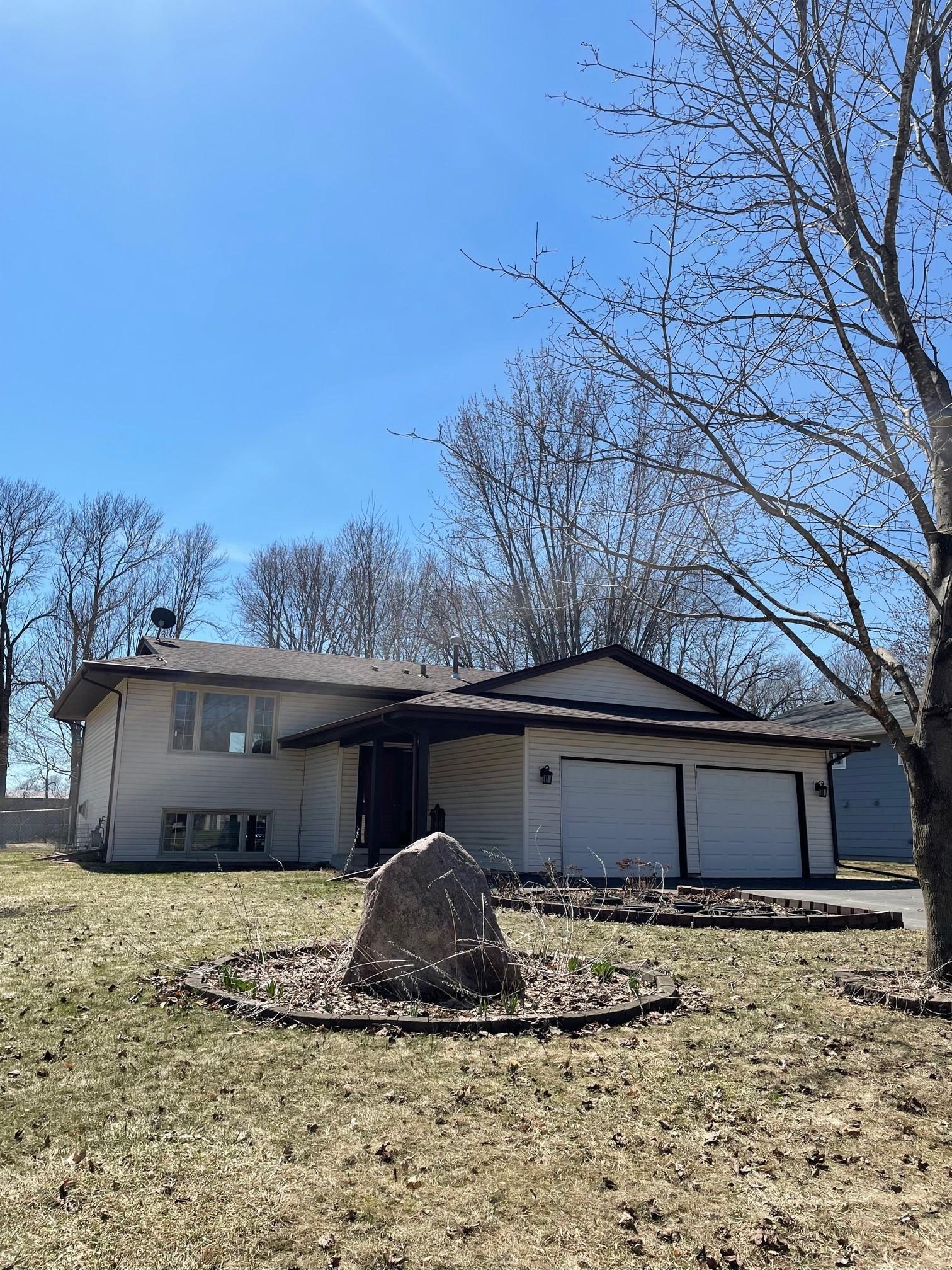 View of Residential at 5901 Three Oaks Avenue, Maple Plain MN 55359, Maple Plain - Mike Wilen | Minnesota Team Real Estate