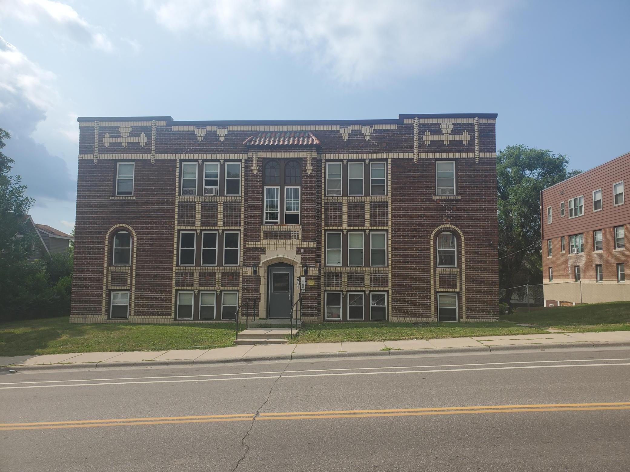View of Commercial Sale at 2711 Golden Valley Road, Minneapolis MN 55411, Minneapolis - Mike Wilen | Minnesota Team Real Estate