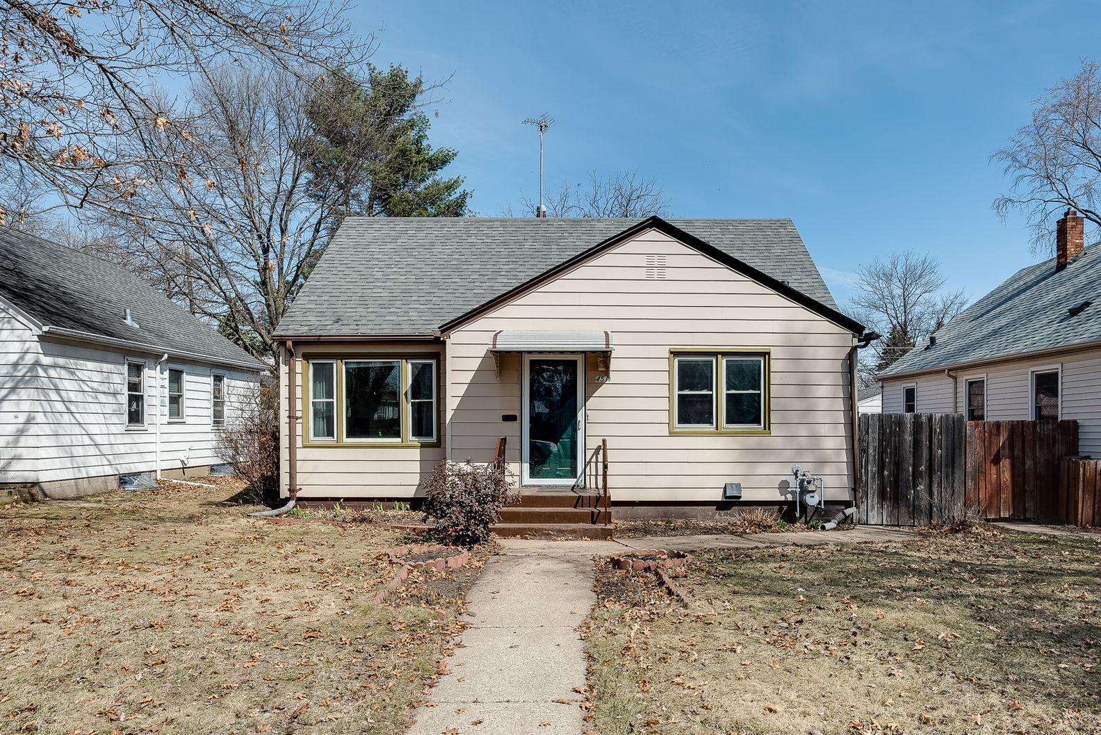 View of Residential at 451 Arlington Avenue, Saint Paul MN 55117, Saint Paul - Mike Wilen | Minnesota Team Real Estate