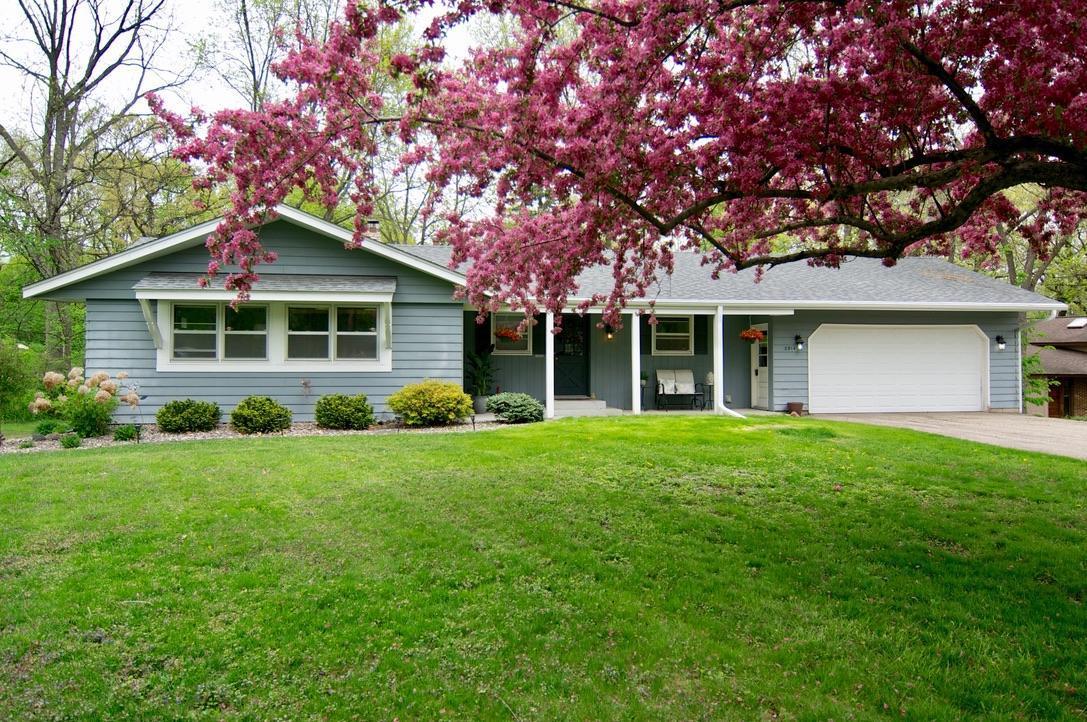 View of Residential at 2914 Merlen Drive, Minnetonka MN 55305, Minnetonka - Mike Wilen | Minnesota Team Real Estate