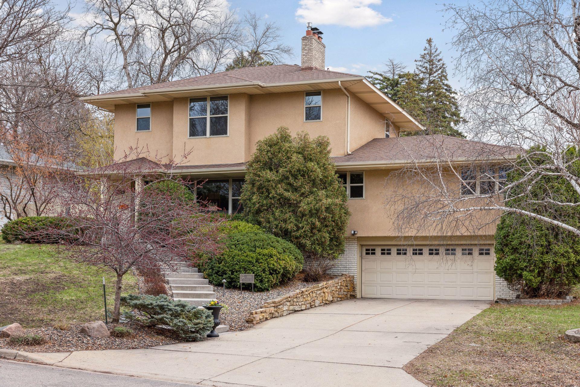 View of Residential at 1910 Hampshire Avenue, Saint Paul MN 55116, Saint Paul - Mike Wilen | Minnesota Team Real Estate