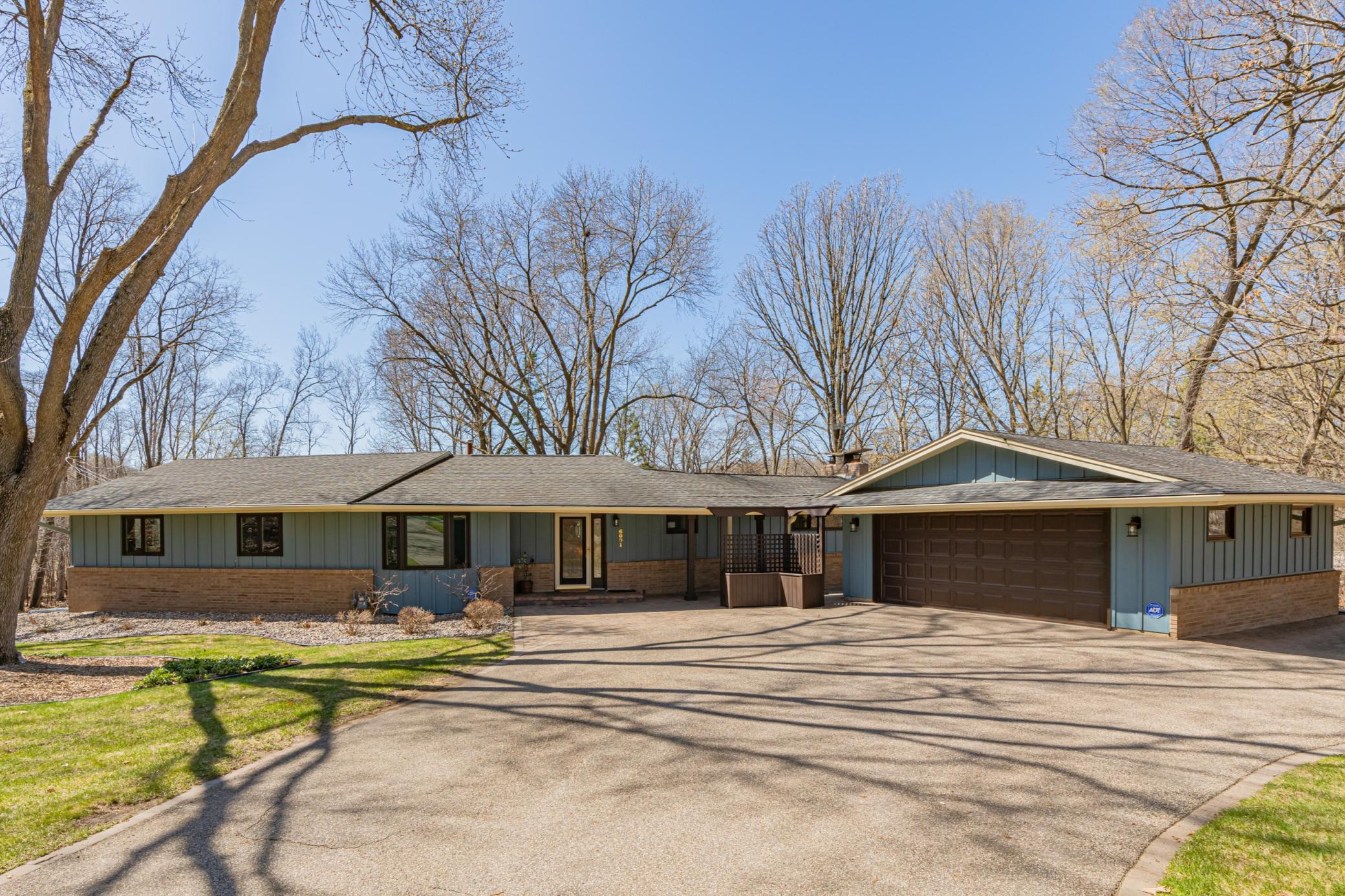 View of Residential at 6001 Northwood Ridge, Bloomington MN 55438, Bloomington - Mike Wilen | Minnesota Team Real Estate