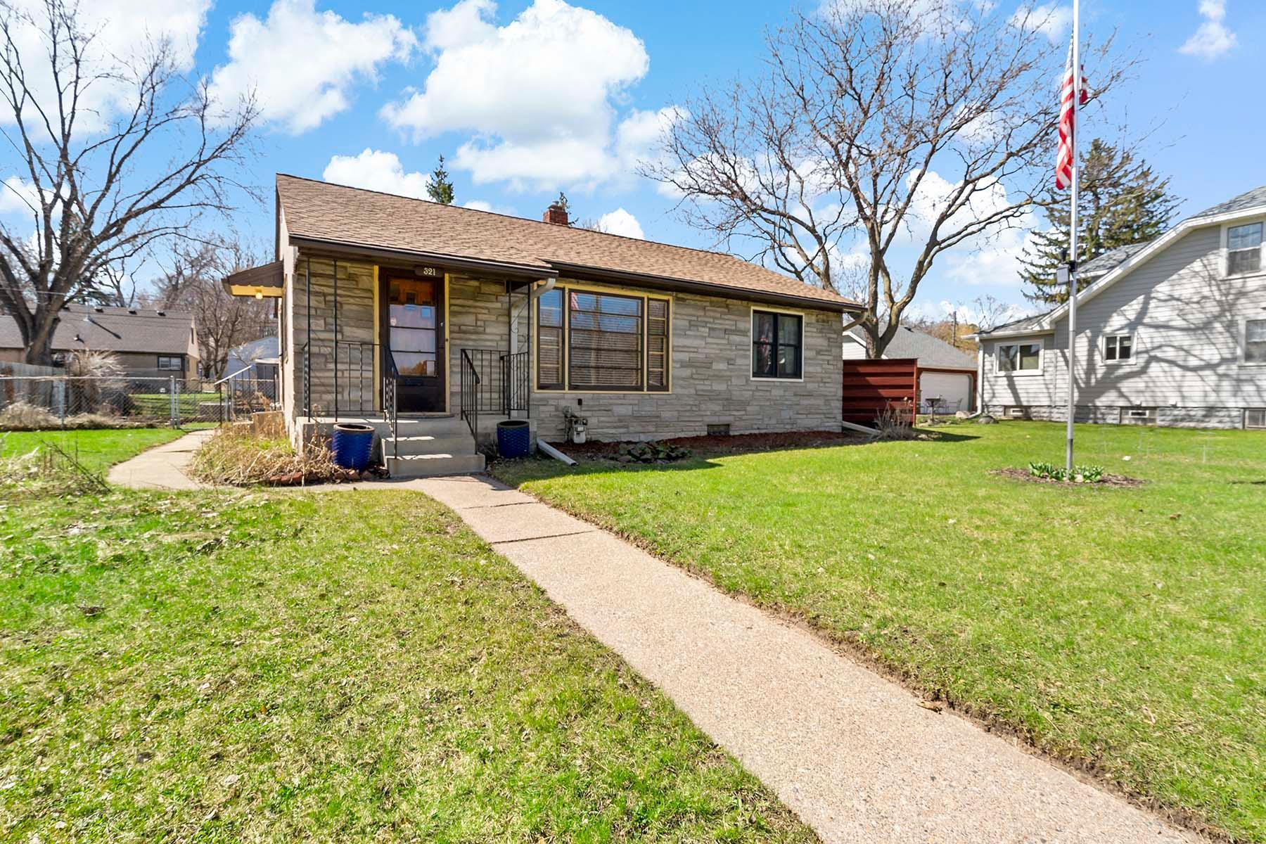 View of Residential at 321 Point Douglas Road, Saint Paul MN 55106, Saint Paul - Mike Wilen | Minnesota Team Real Estate
