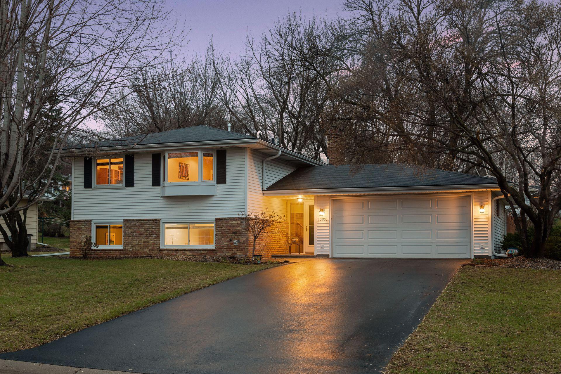 View of Residential at 10100 Zenith Road, Bloomington MN 55431, Bloomington - Mike Wilen | Minnesota Team Real Estate