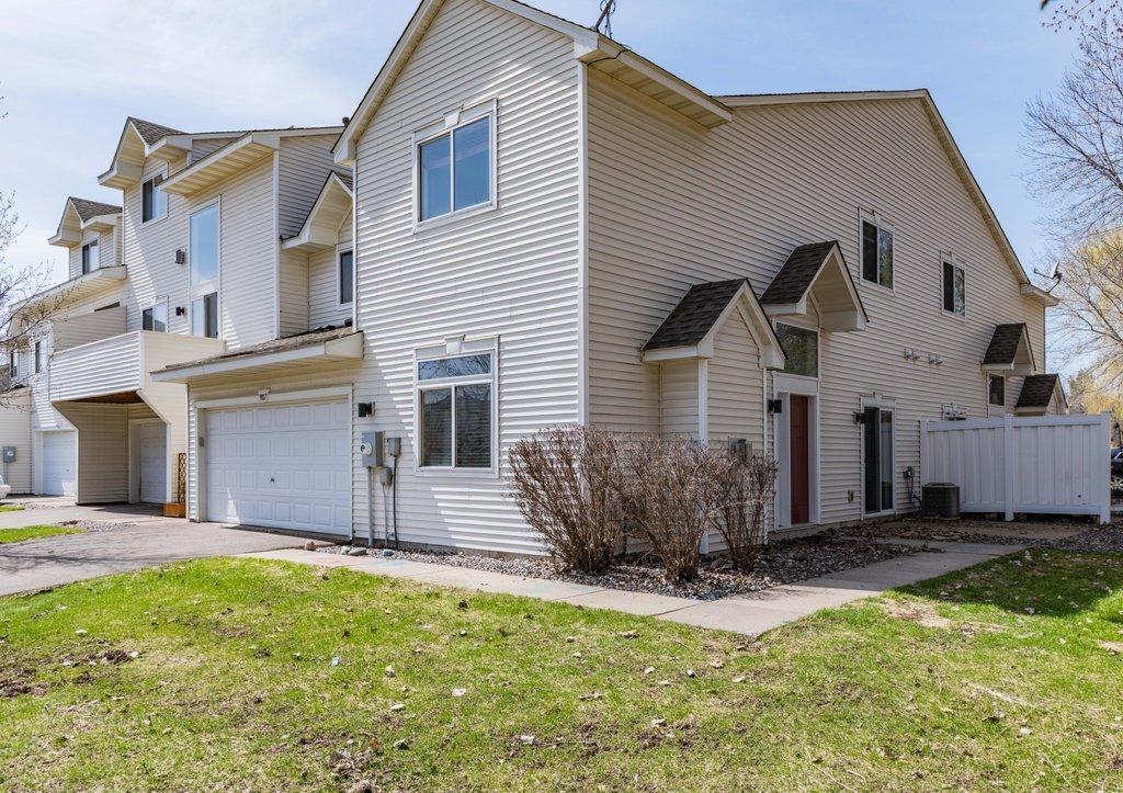 View of Residential at 9017 Sawgrass Glen, Maple Grove MN 55311, Maple Grove - Mike Wilen | Minnesota Team Real Estate