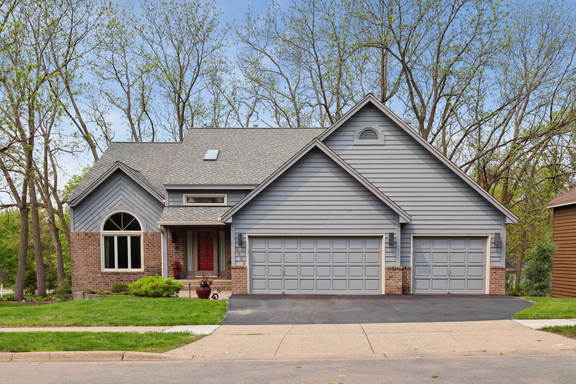 View of Residential at 9601 Briar Circle, Bloomington MN 55437, Bloomington - Mike Wilen | Minnesota Team Real Estate