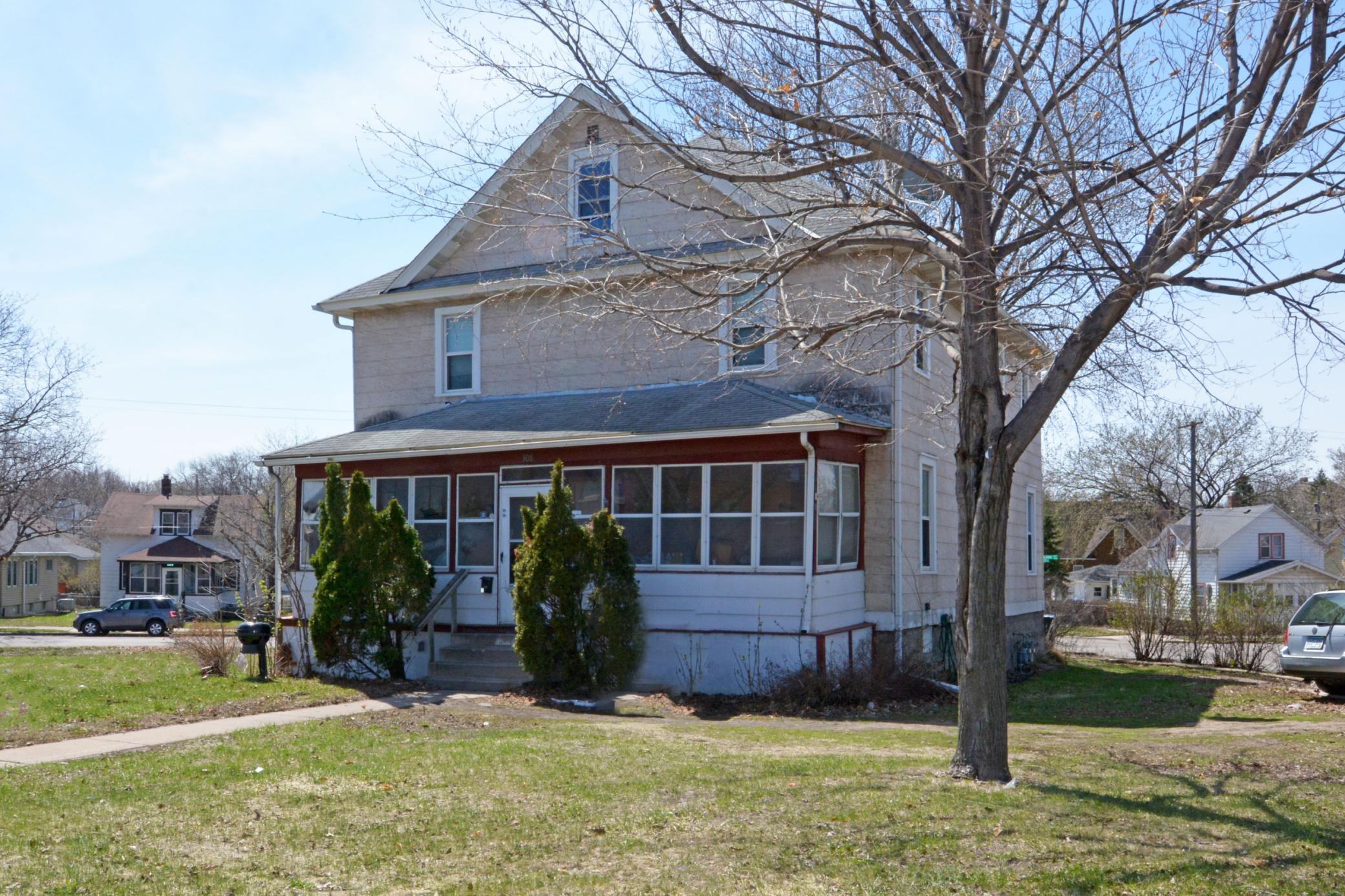View of Residential Income at 308 Como Avenue, Saint Paul MN 55103, Saint Paul - Mike Wilen | Minnesota Team Real Estate