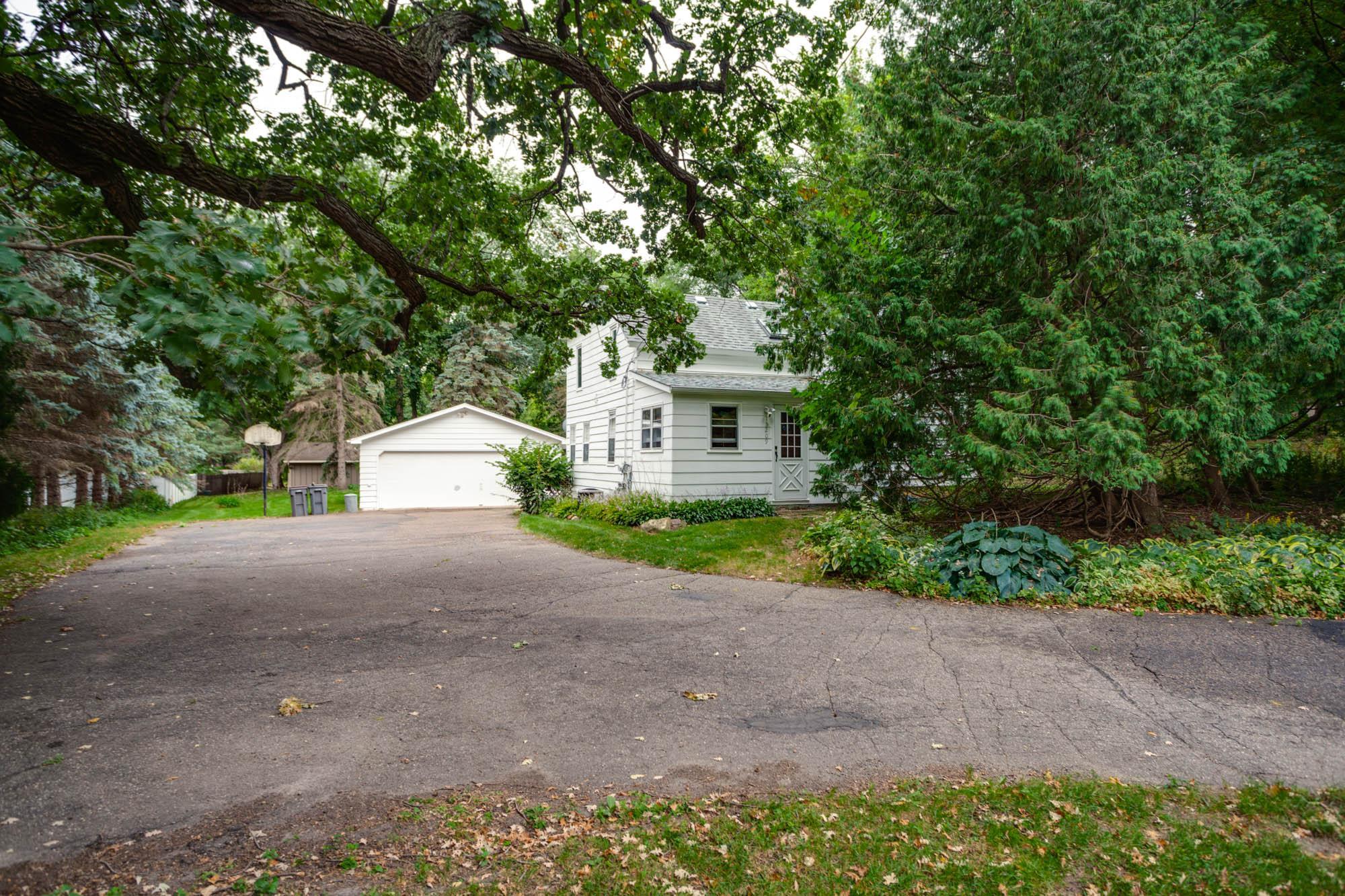 View of Residential at 15209 Scenic Heights Road, Eden Prairie MN 55344, Eden Prairie - Mike Wilen | Minnesota Team Real Estate