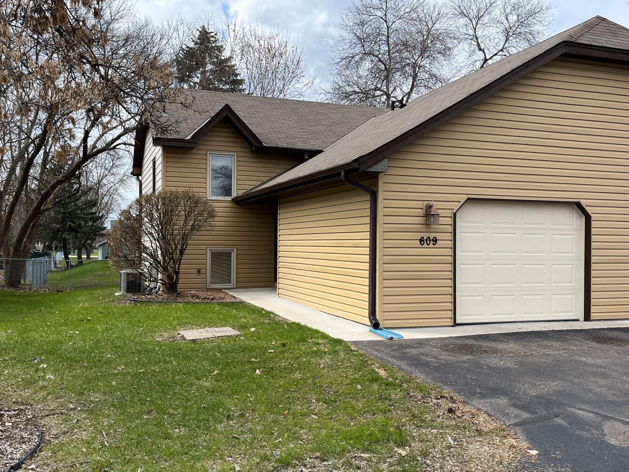 View of Residential at 609 Belland Avenue, Vadnais Heights MN 55127, Vadnais Heights - Mike Wilen | Minnesota Team Real Estate
