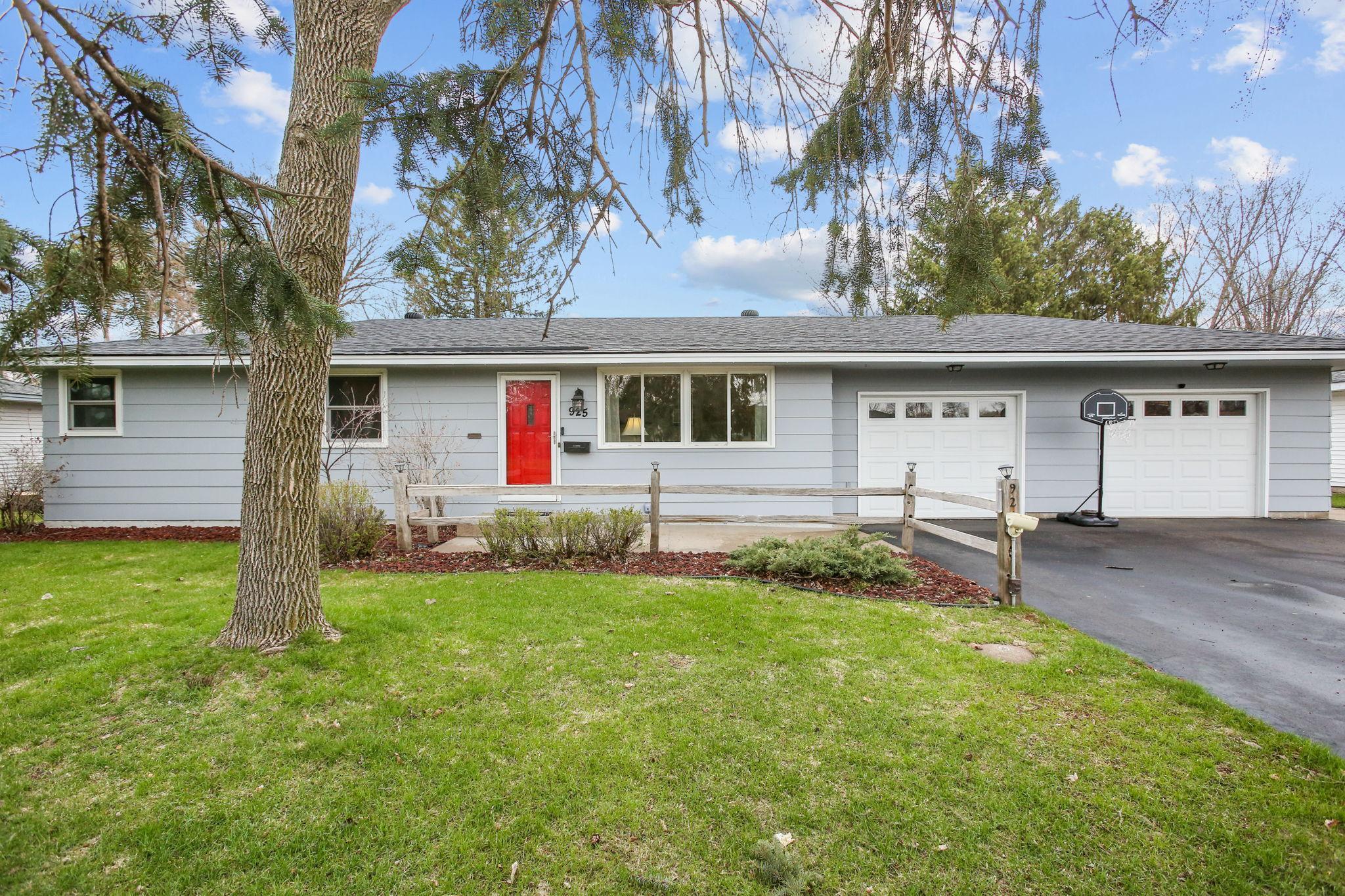 View of Residential at 925 68th Avenue, Fridley MN 55432, Fridley - Mike Wilen | Minnesota Team Real Estate