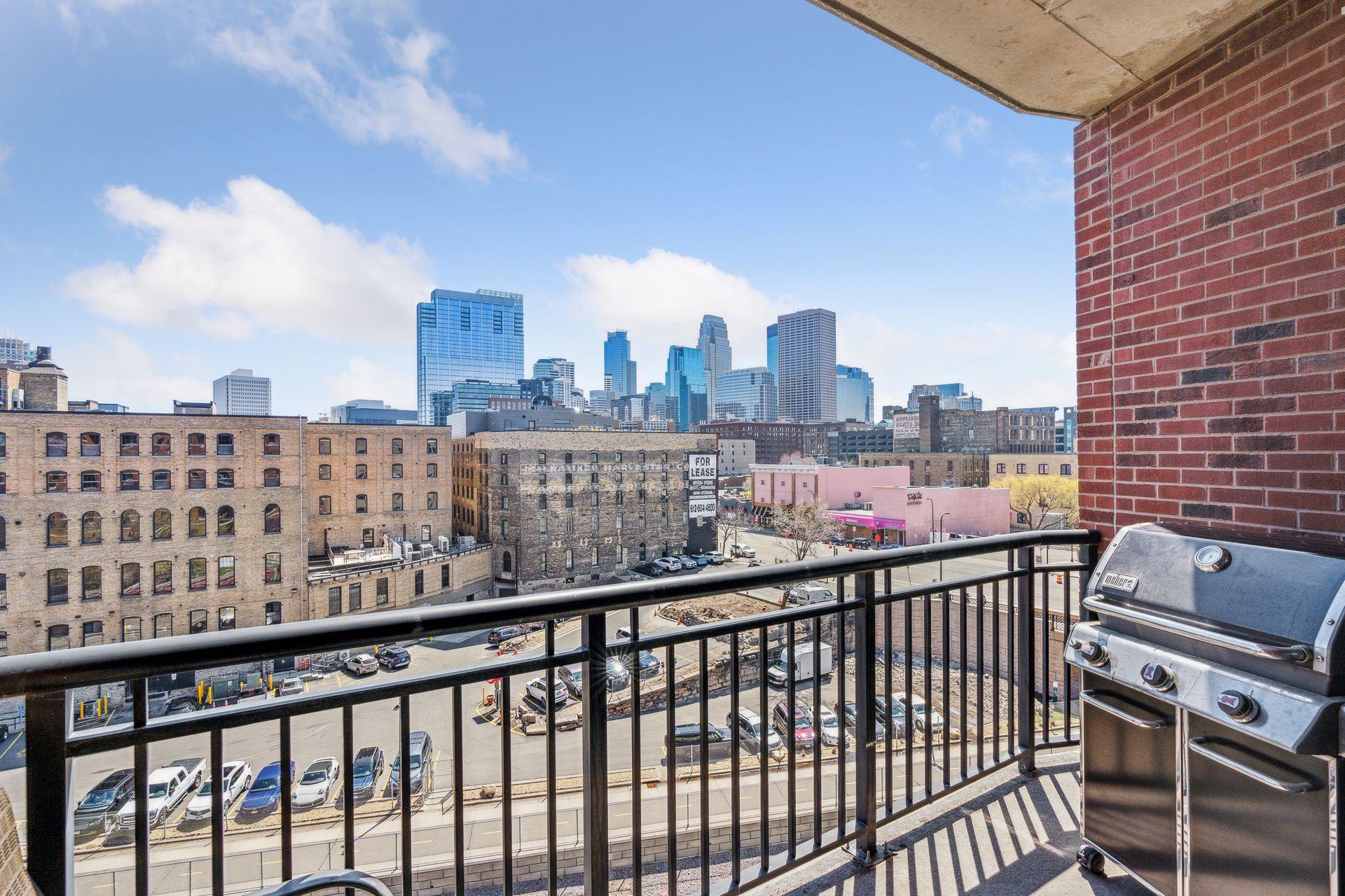 View of Residential at 401 2nd Street #5504, Minneapolis MN 55401, Minneapolis - Mike Wilen | Minnesota Team Real Estate