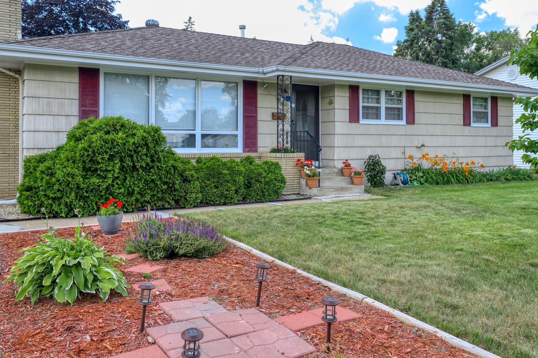 View of Residential at 6925 Halifax Avenue, Brooklyn Center MN 55429, Brooklyn Center - Mike Wilen | Minnesota Team Real Estate
